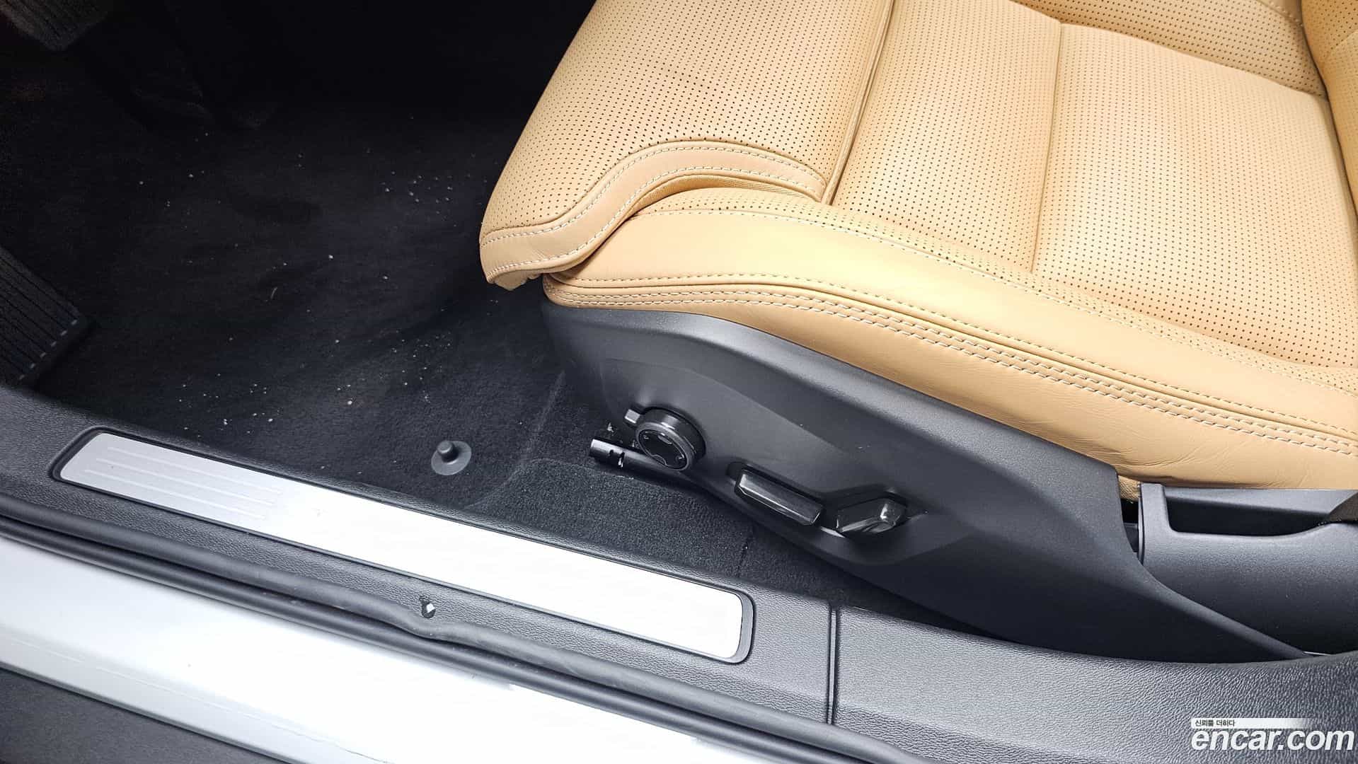V60 Volvo 2025.8-OPTION-045