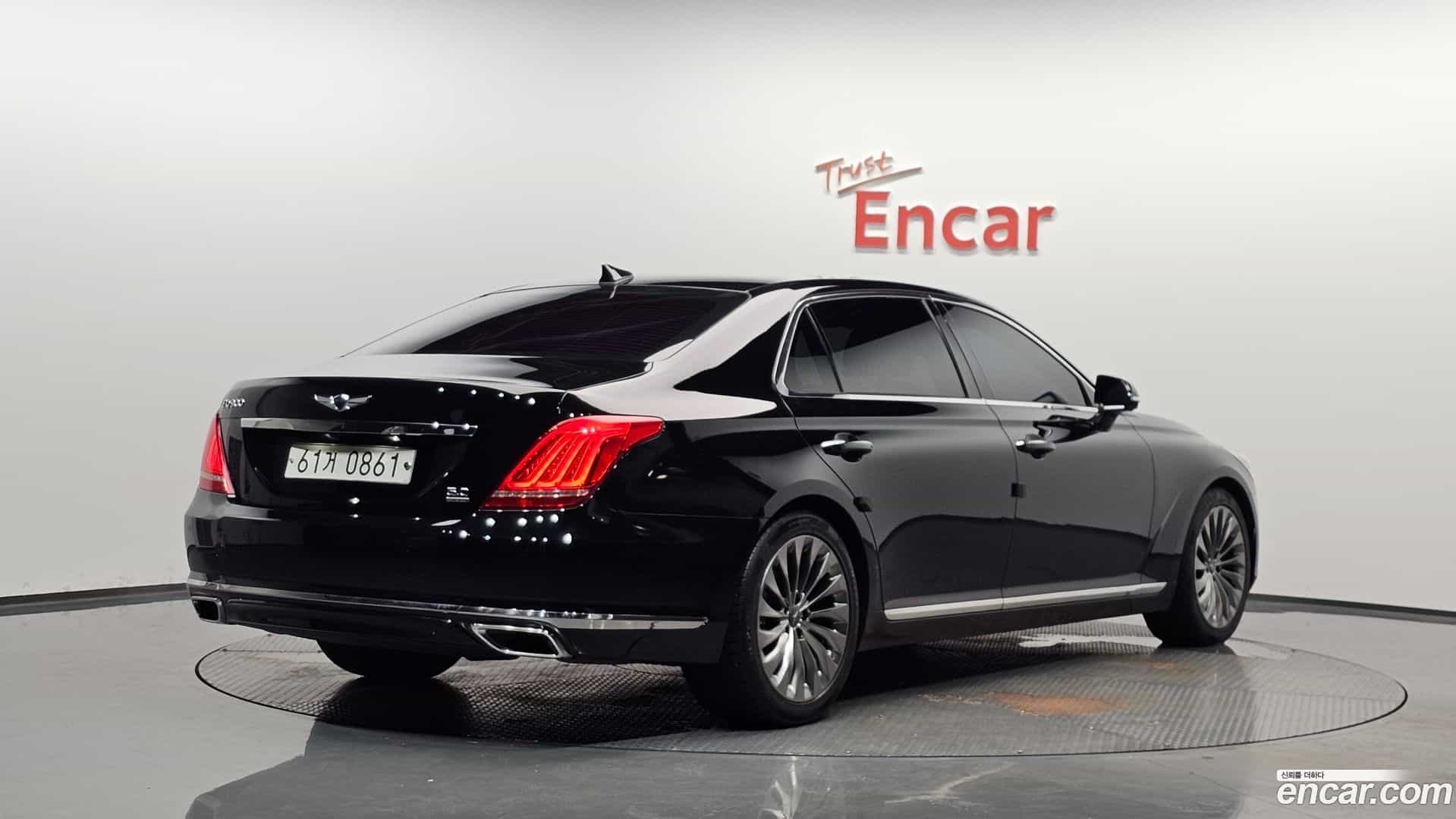 EQ900 Genesis 2015.11-OUTER-002