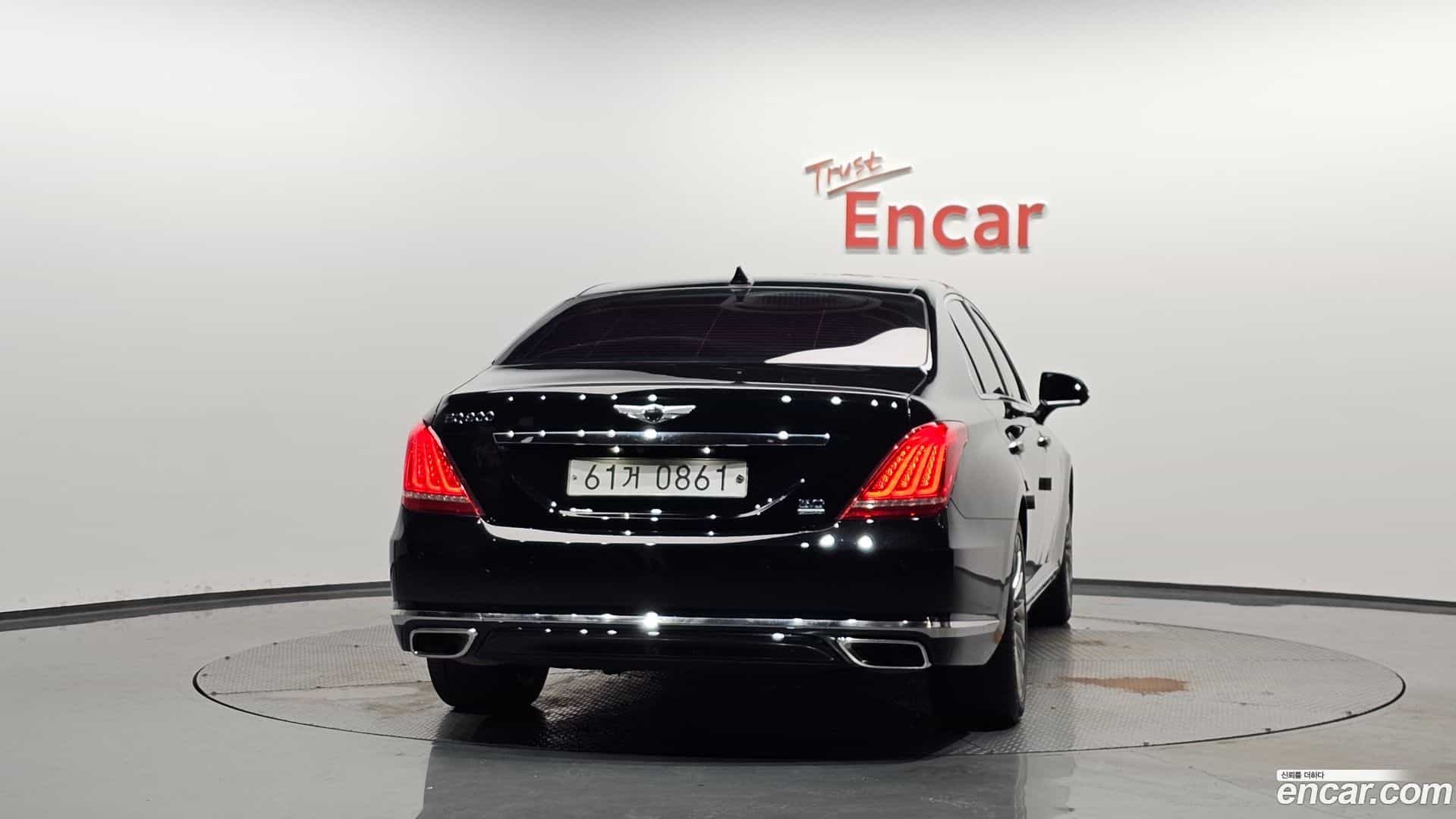 EQ900 Genesis 2015.11-OUTER-004