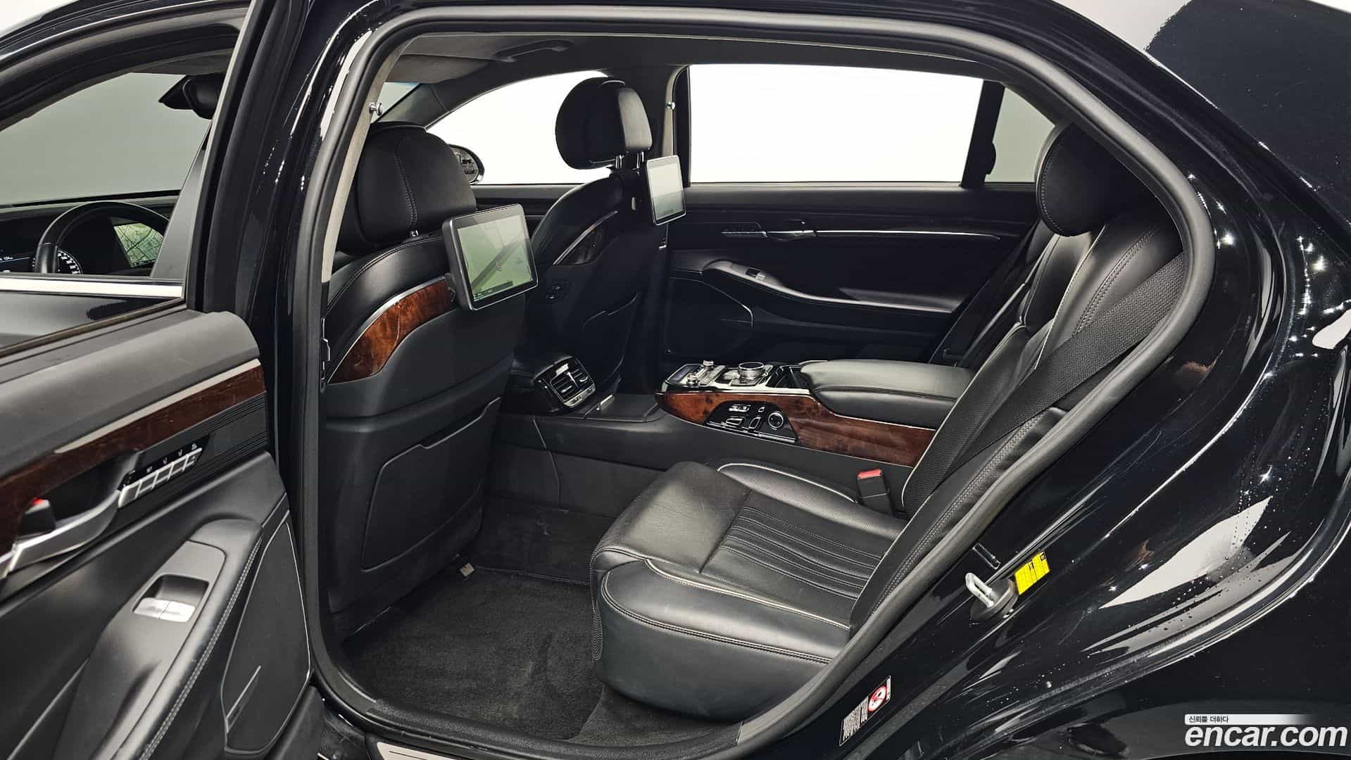 EQ900 Genesis 2015.11-INNER-036