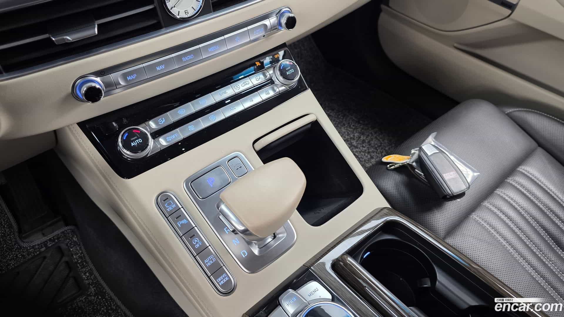 G90 Genesis 2019.3-INNER-009