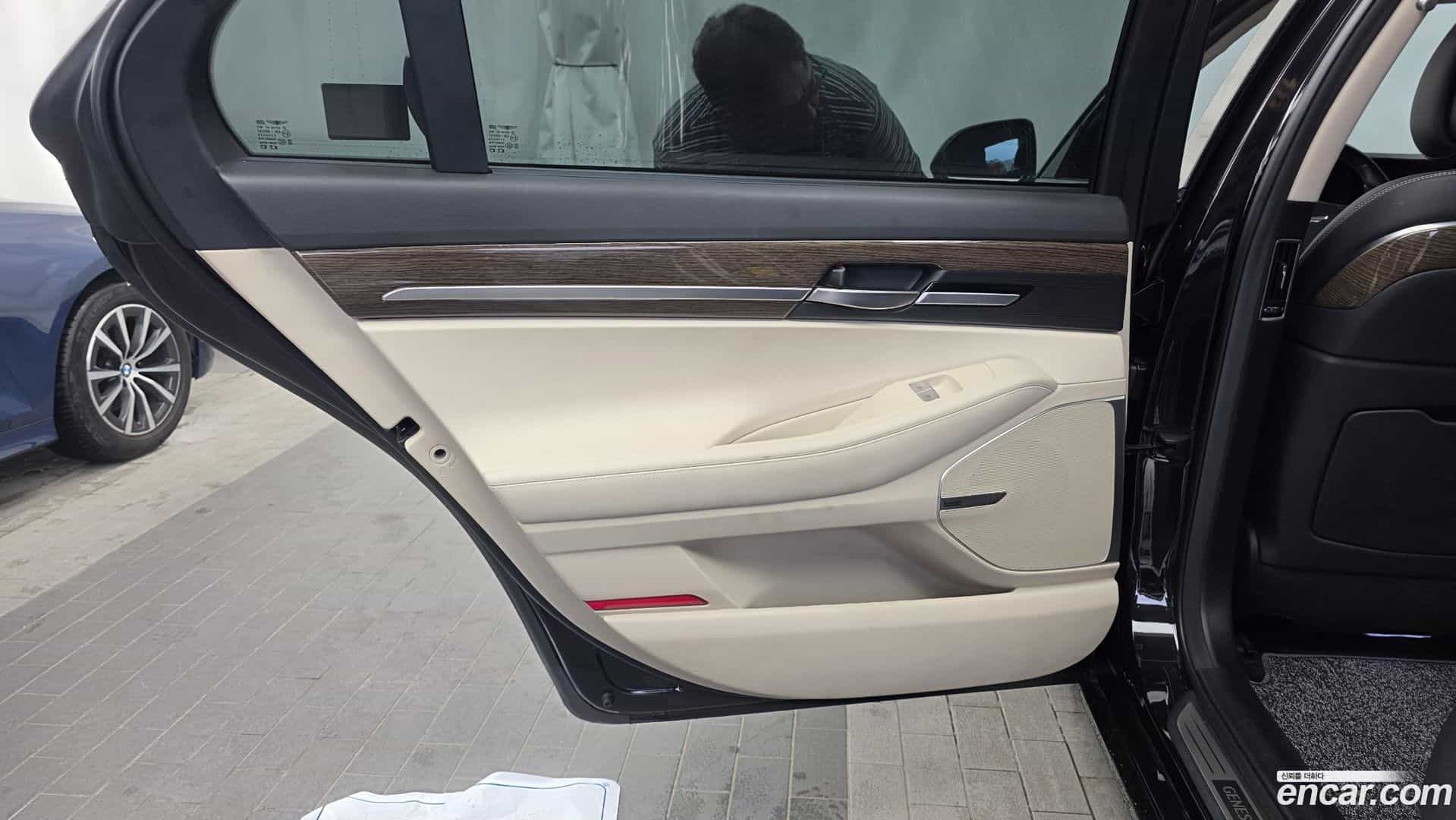 G90 Genesis 2019.3-INNER-035