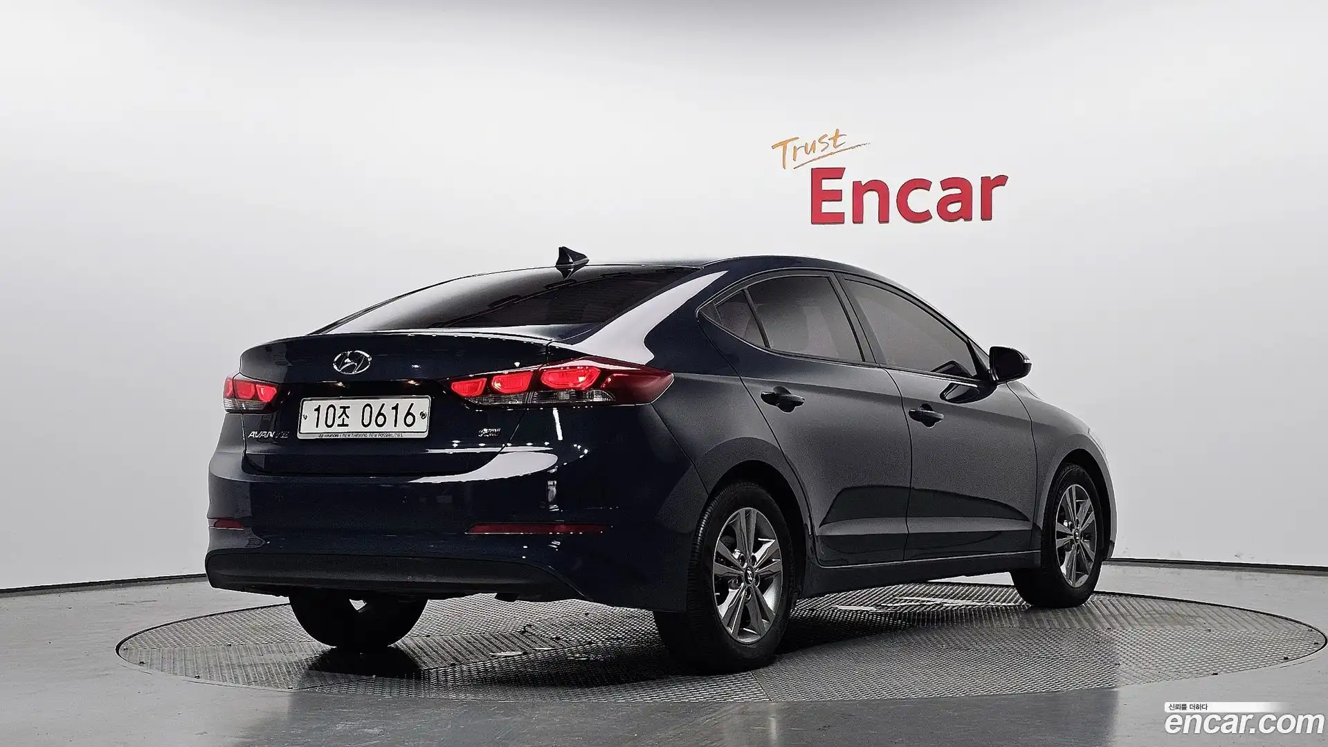 AVANTE Hyundai 2016.2-OUTER-002