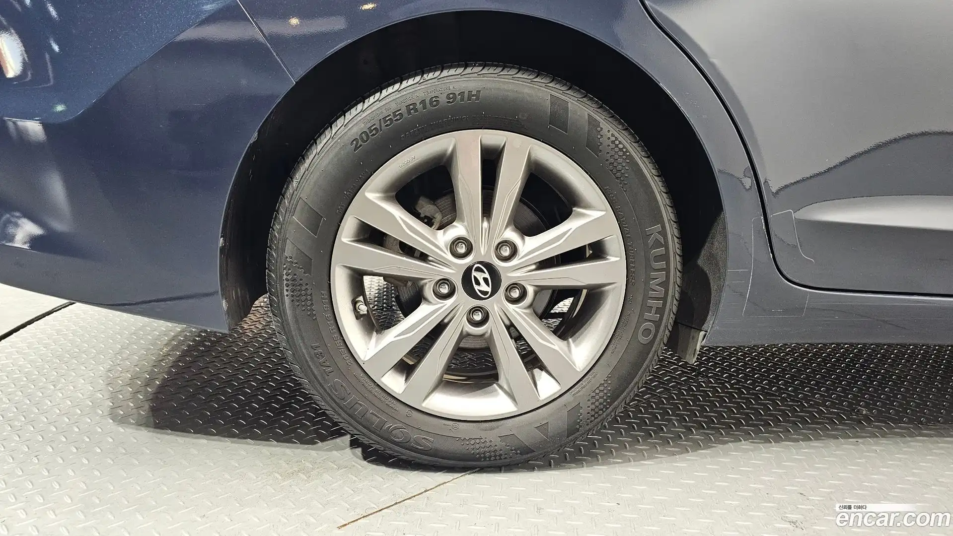 AVANTE Hyundai 2016.2-OUTER-005