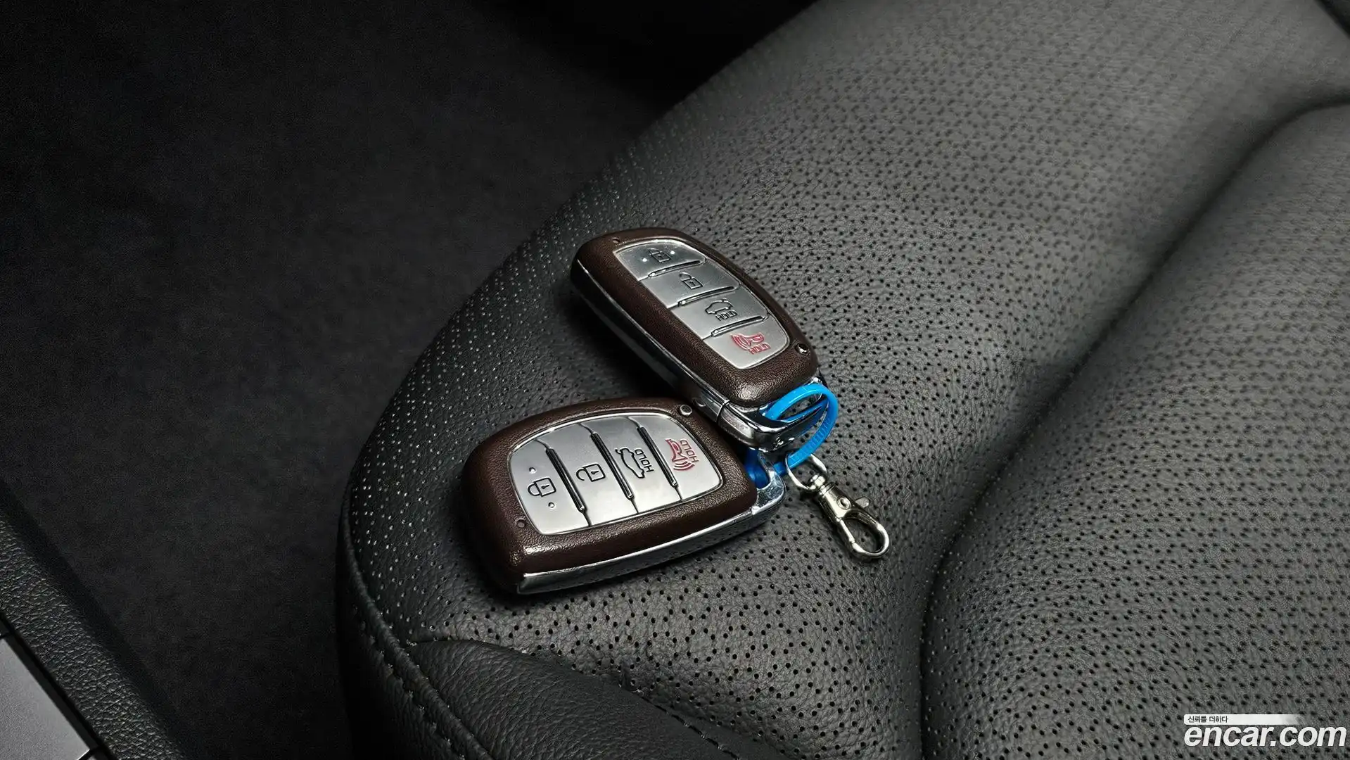 AVANTE Hyundai 2016.2-OPTION-040