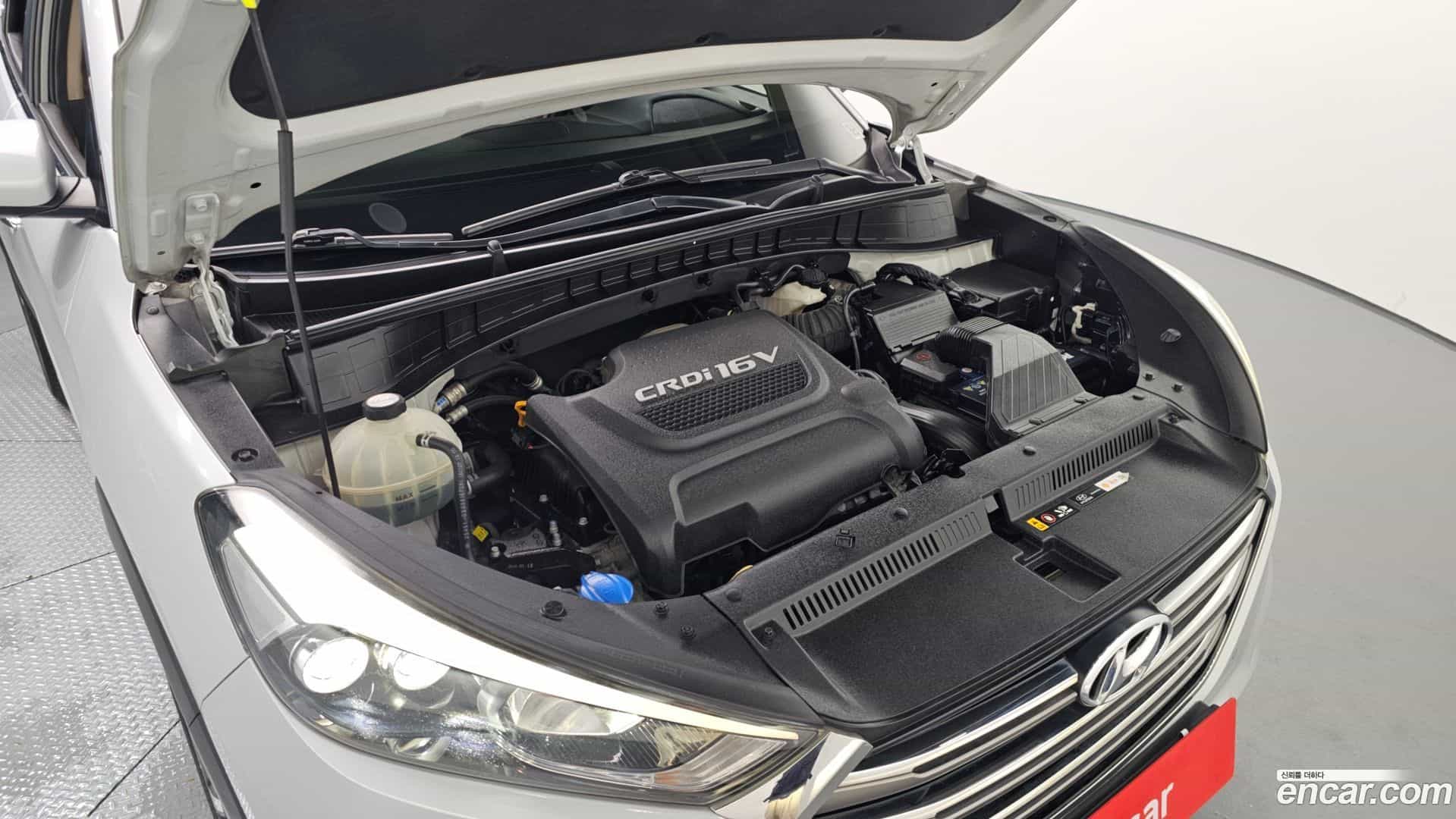 Tucson Hyundai 2016.1-OUTER-006