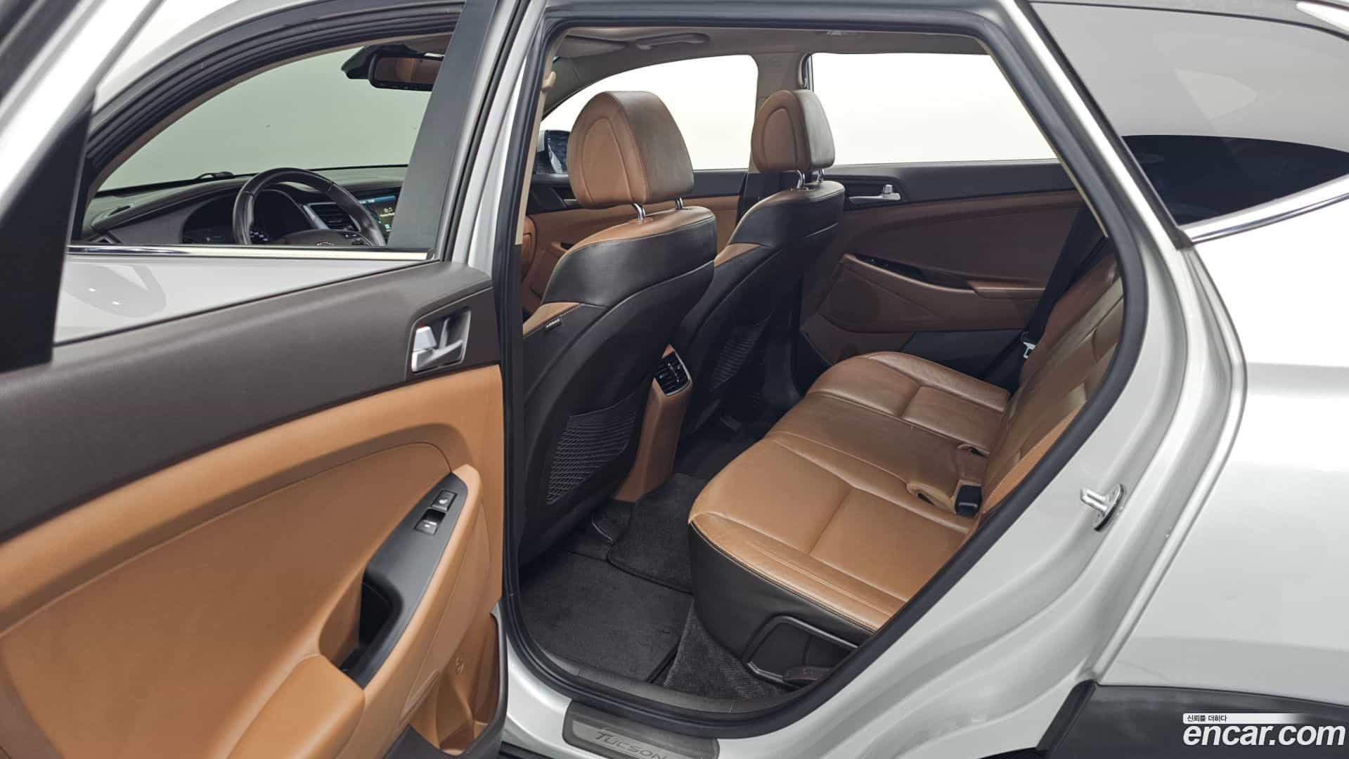 Tucson Hyundai 2016.1-OPTION-016