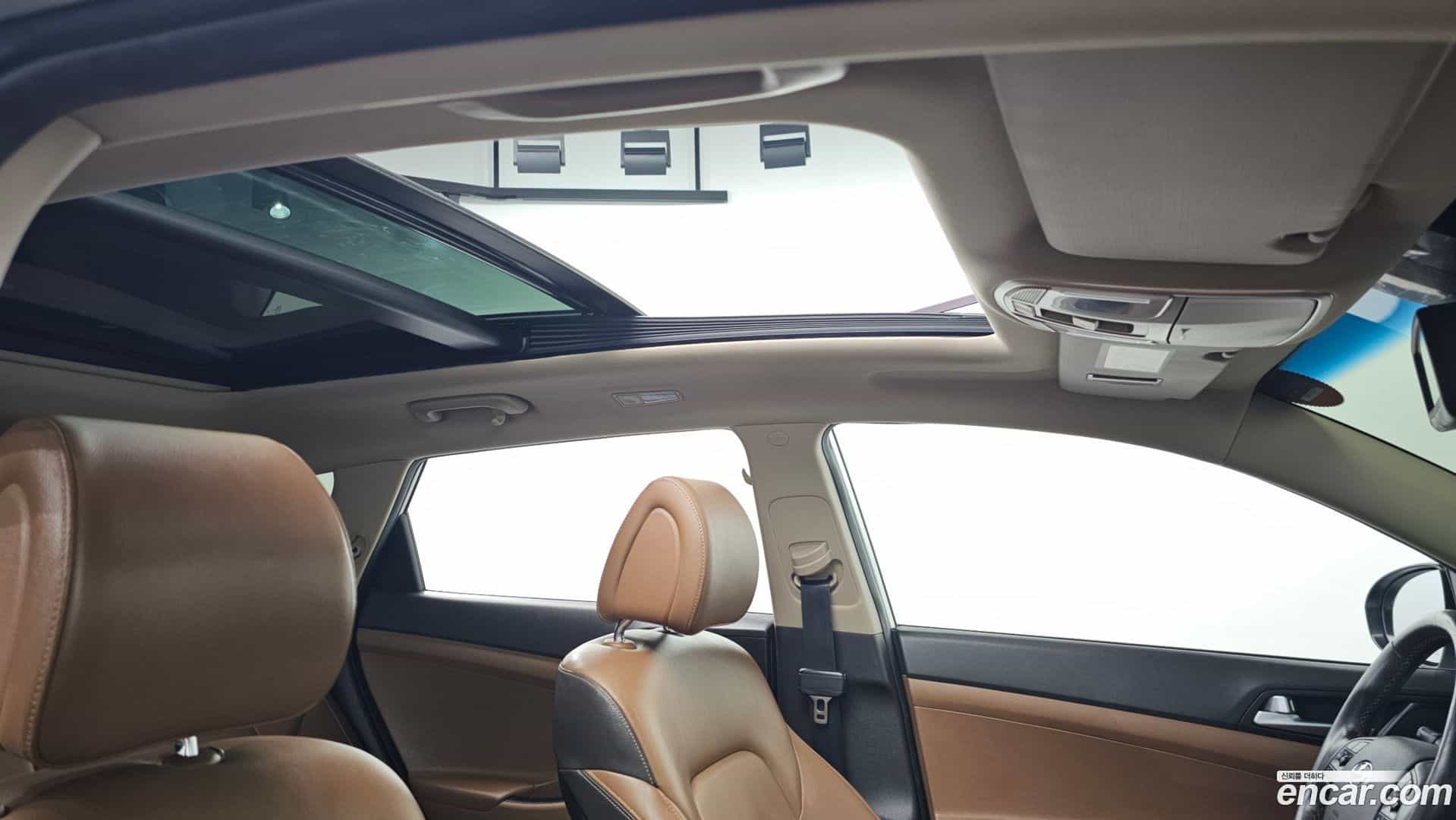 Tucson Hyundai 2016.1-OPTION-023