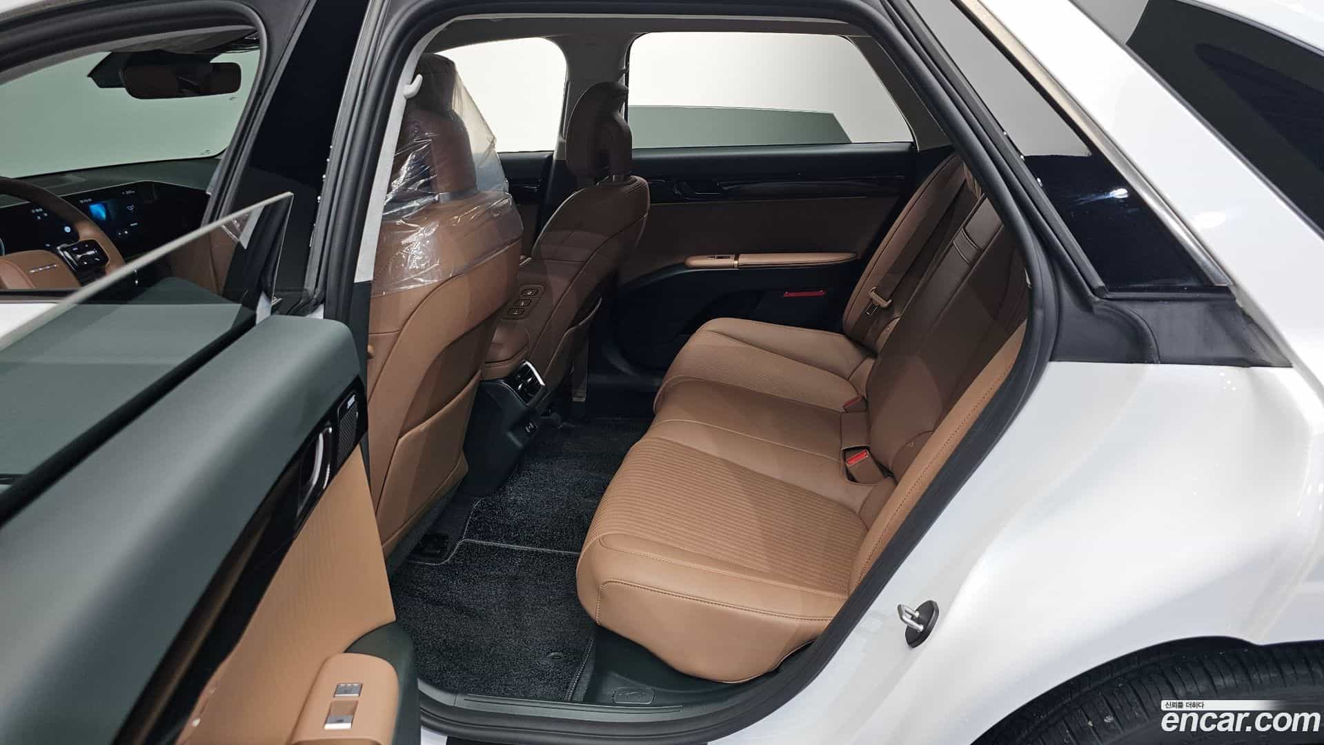 Grandeur Hyundai 2023.9-OPTION-015