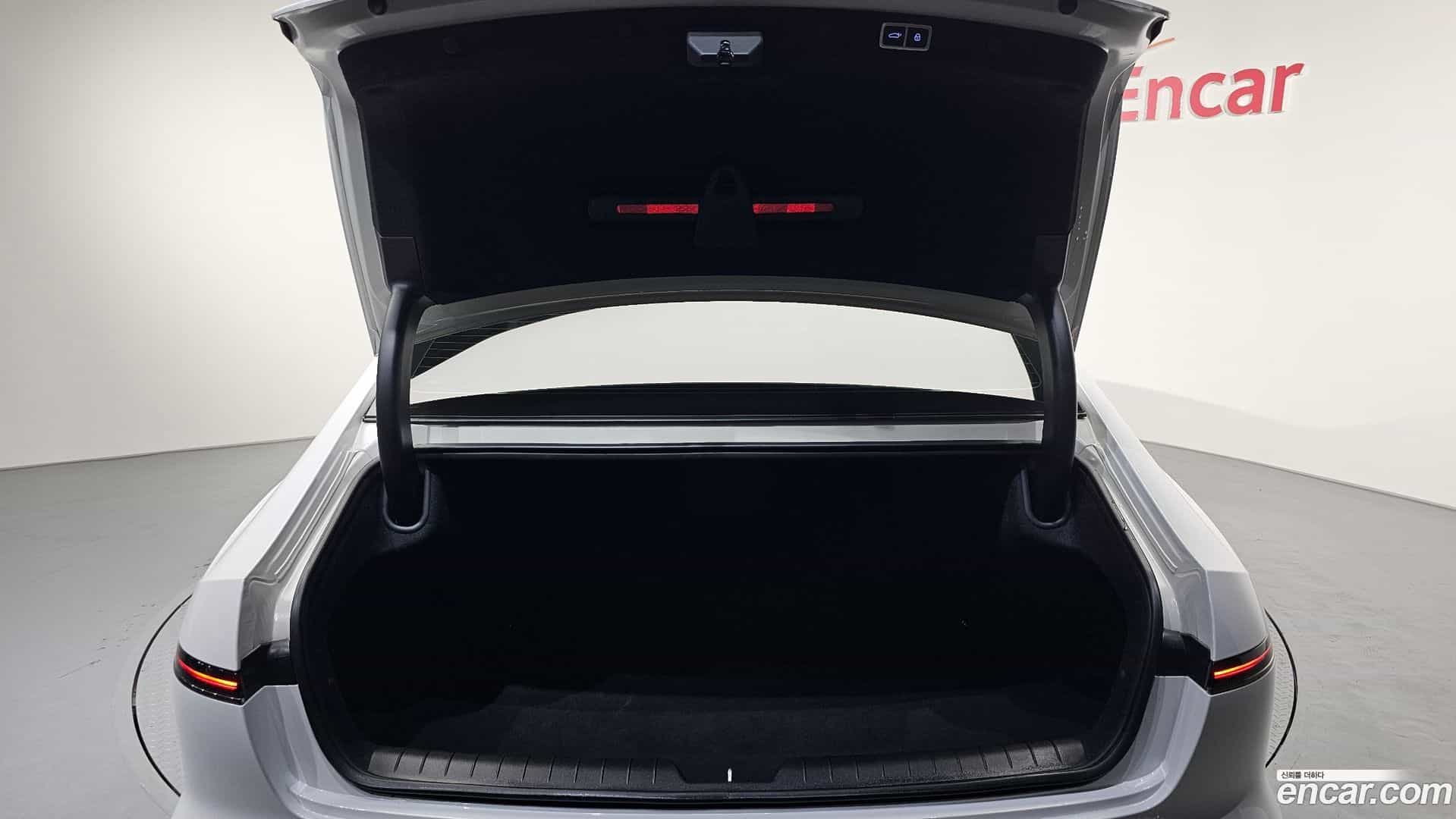 Grandeur Hyundai 2023.9-OPTION-020