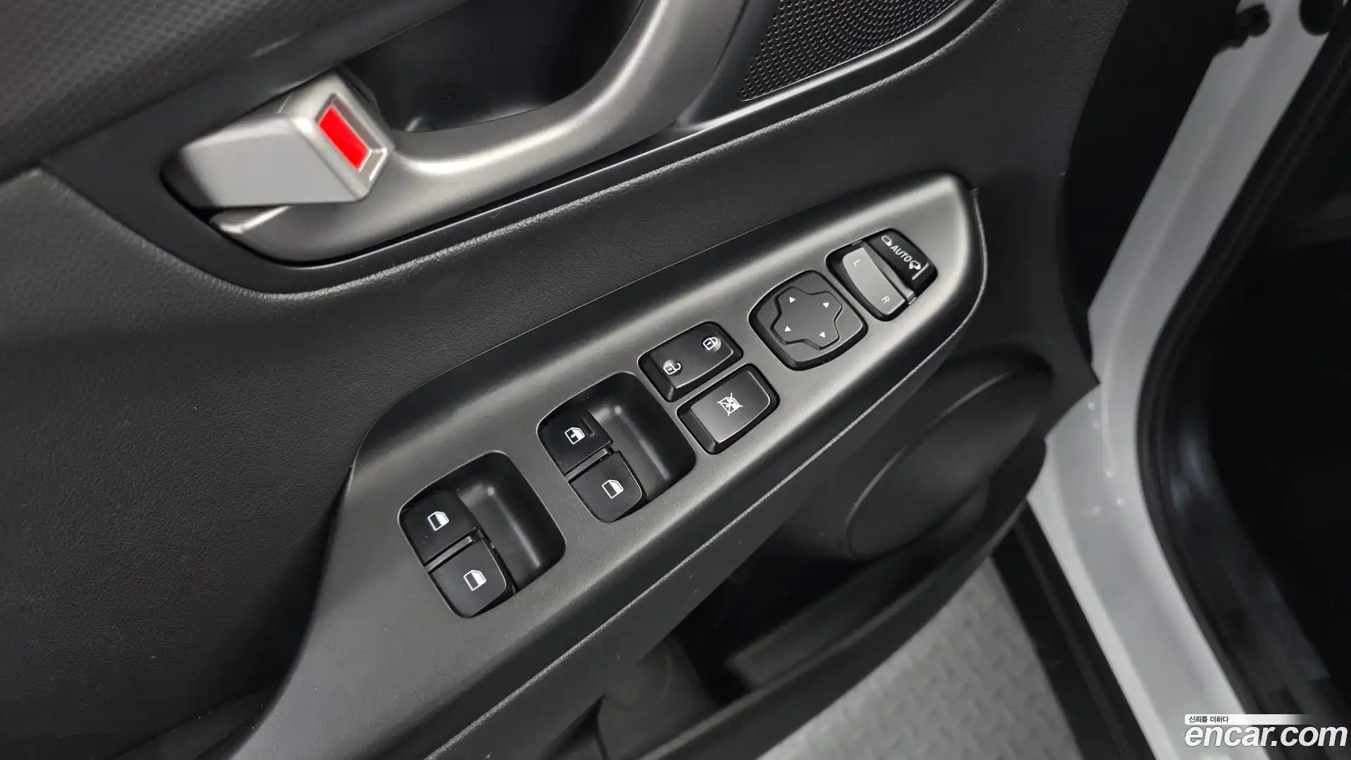 Kona Hyundai 2018.2-OPTION-023