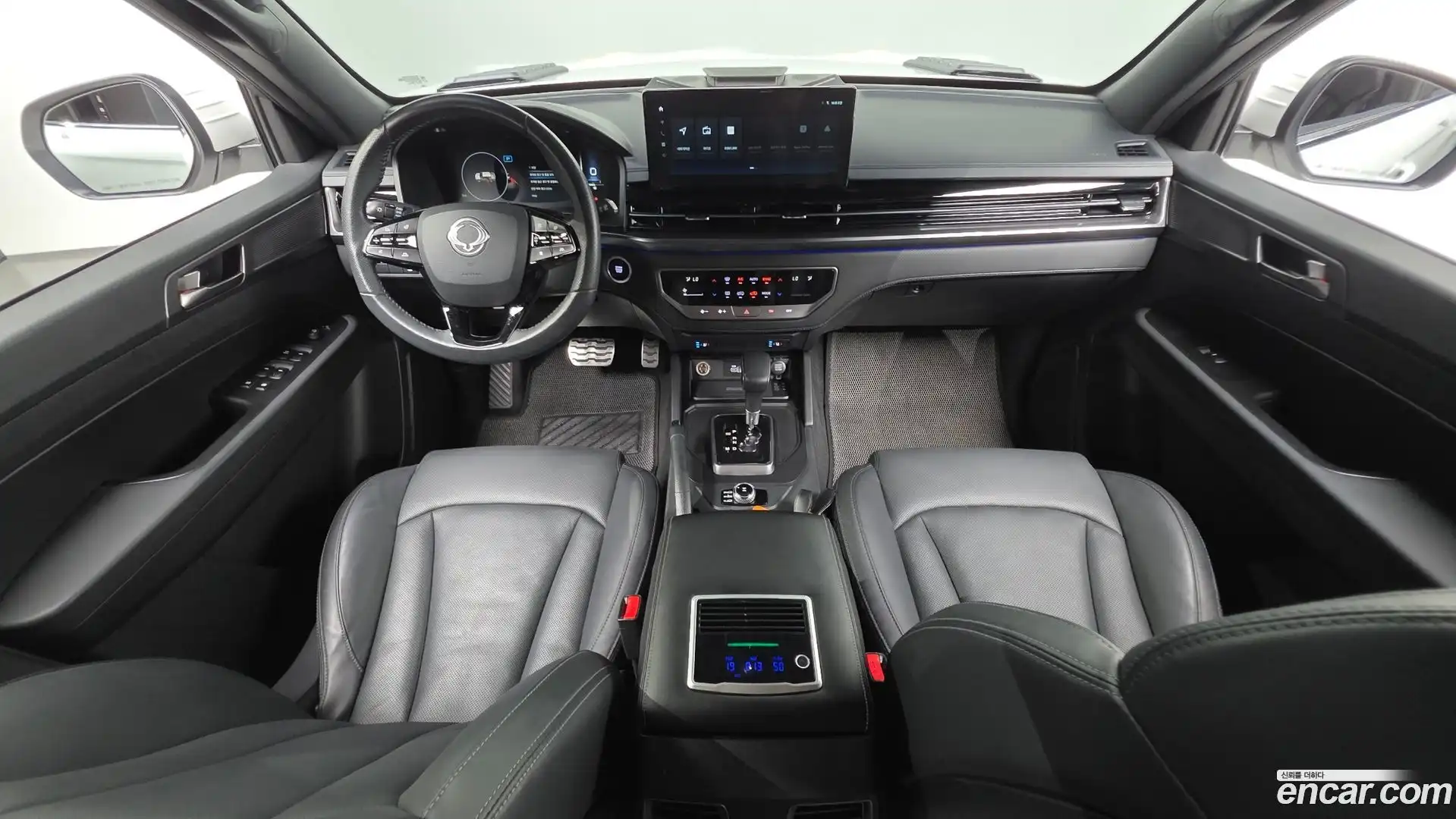 Rexton KG Mobility 2023.6-INNER-007