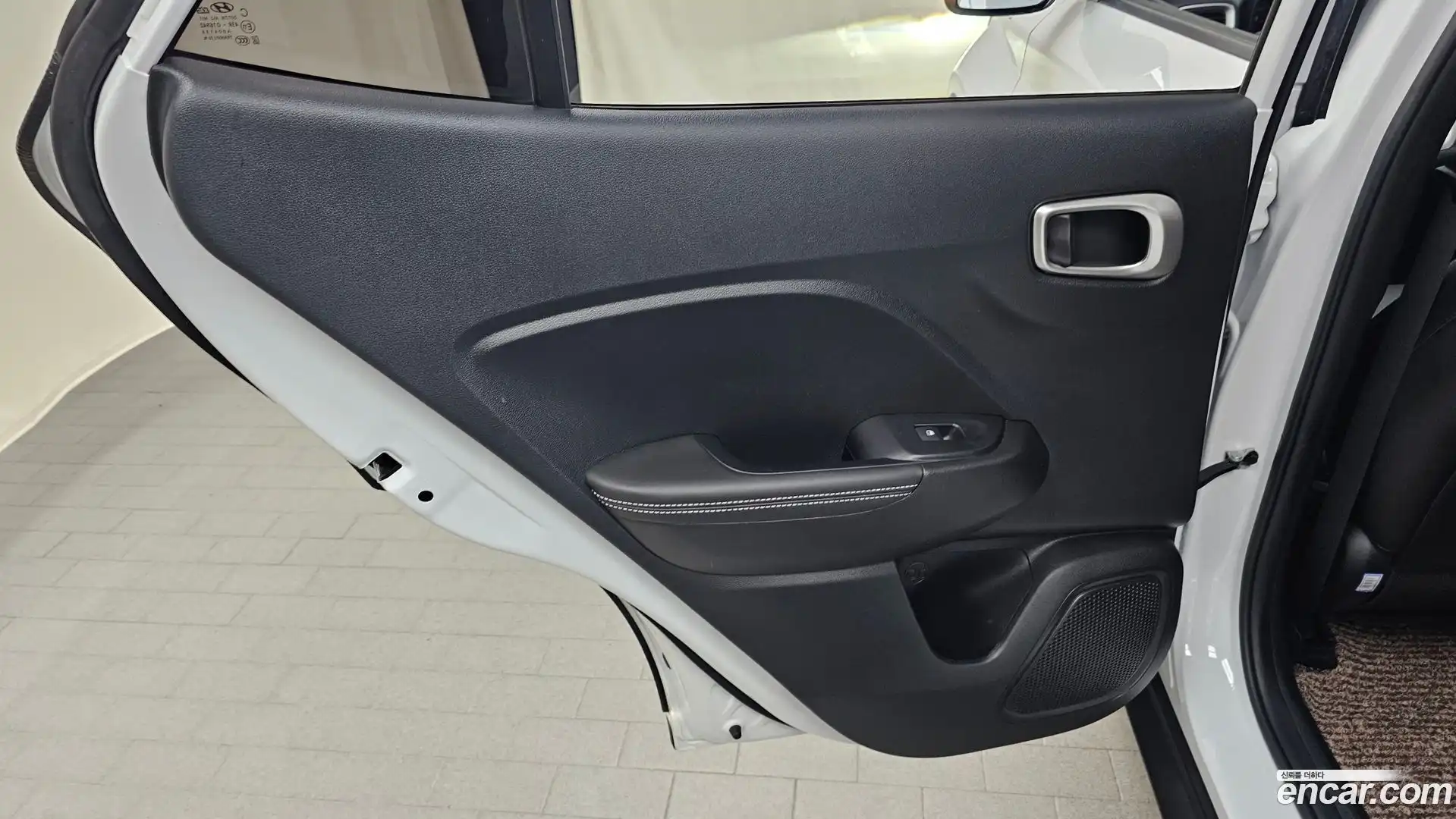 Venue Hyundai 2022.5-INNER-035