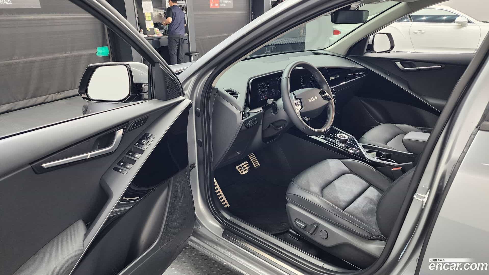 Niro Kia 2023.3-INNER-010