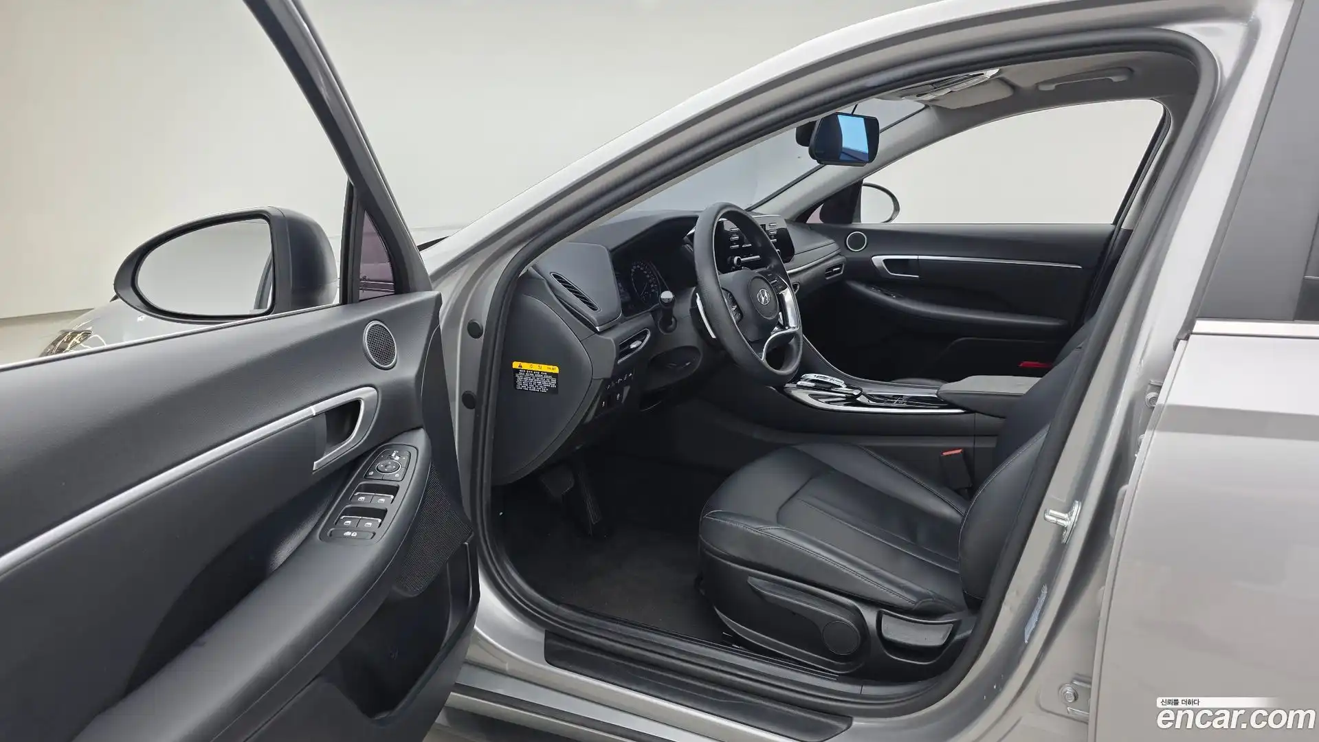 Sonata Hyundai 2020.1-INNER-010