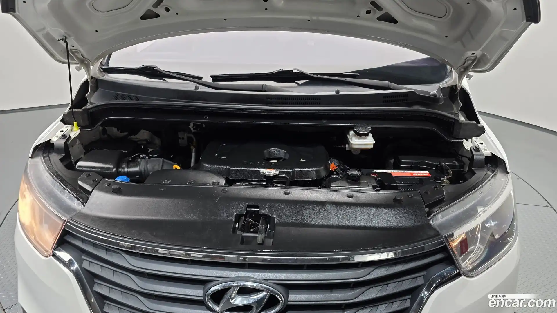Starex Hyundai 2019.0-OUTER-006