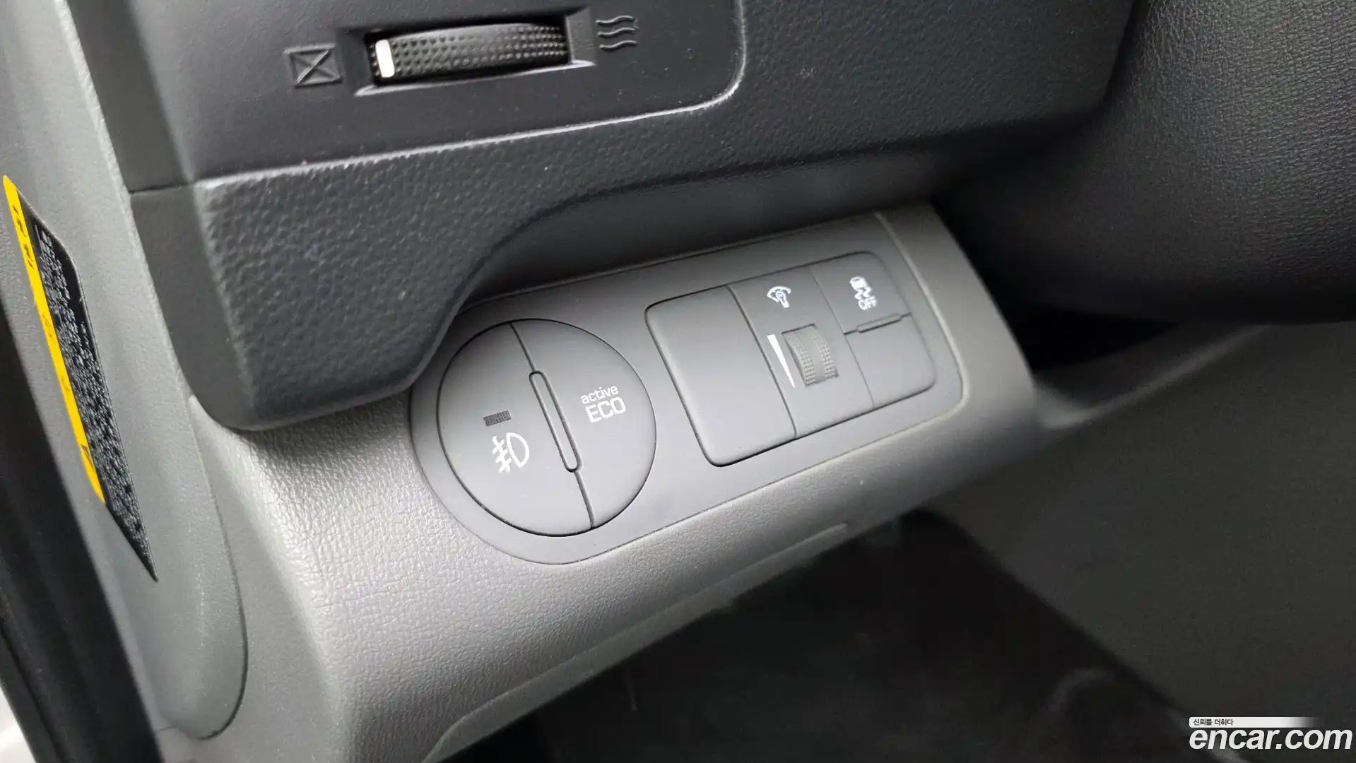 Starex Hyundai 2019.0-OPTION-024
