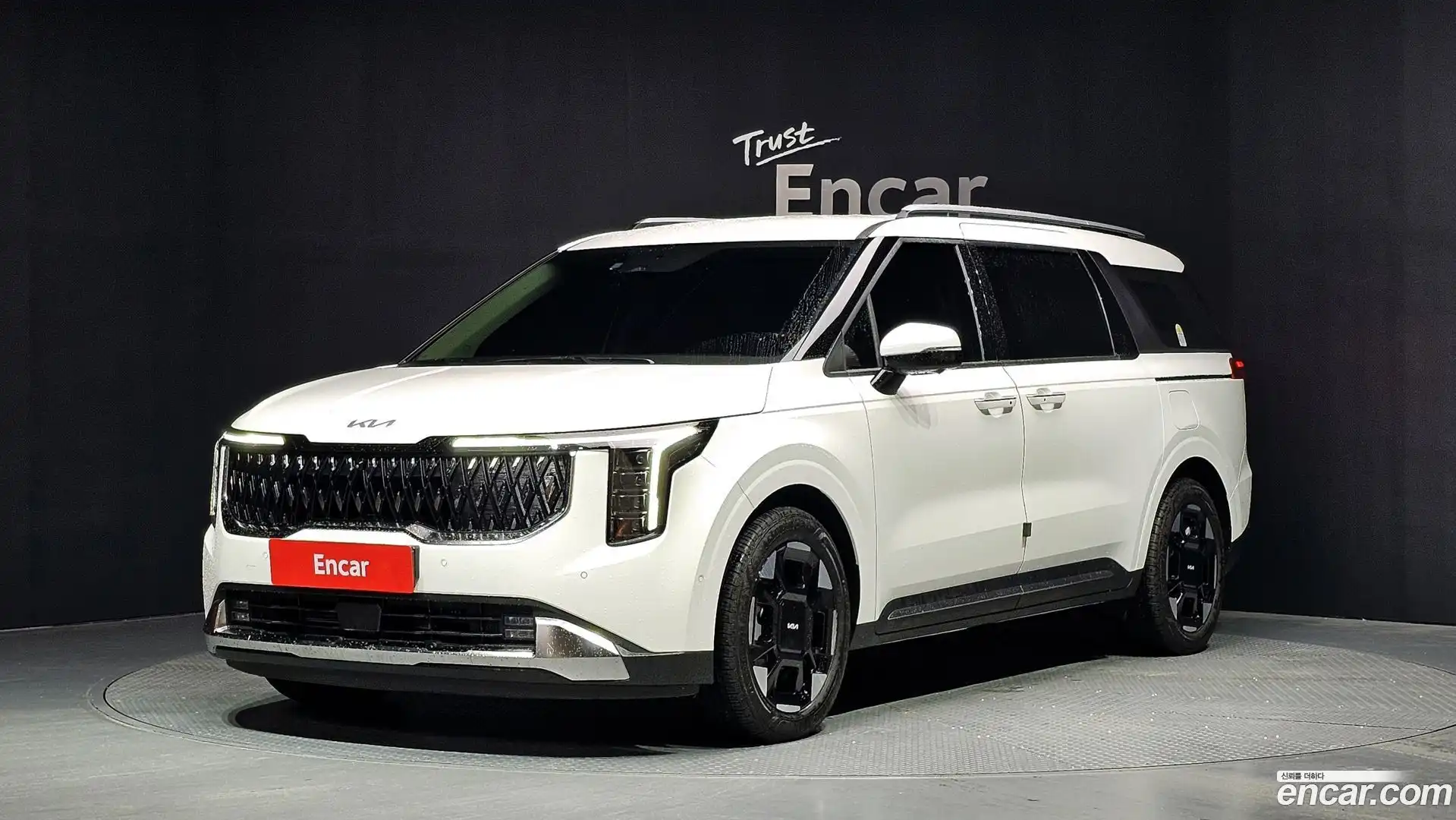 Canival Kia 2025.7-OUTER-001