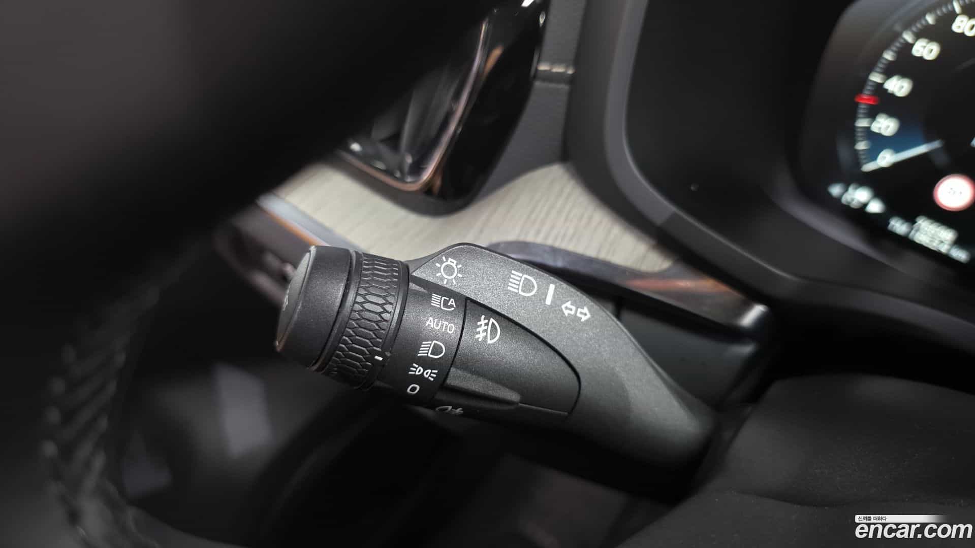 V60 Volvo 2019.2-OPTION-043