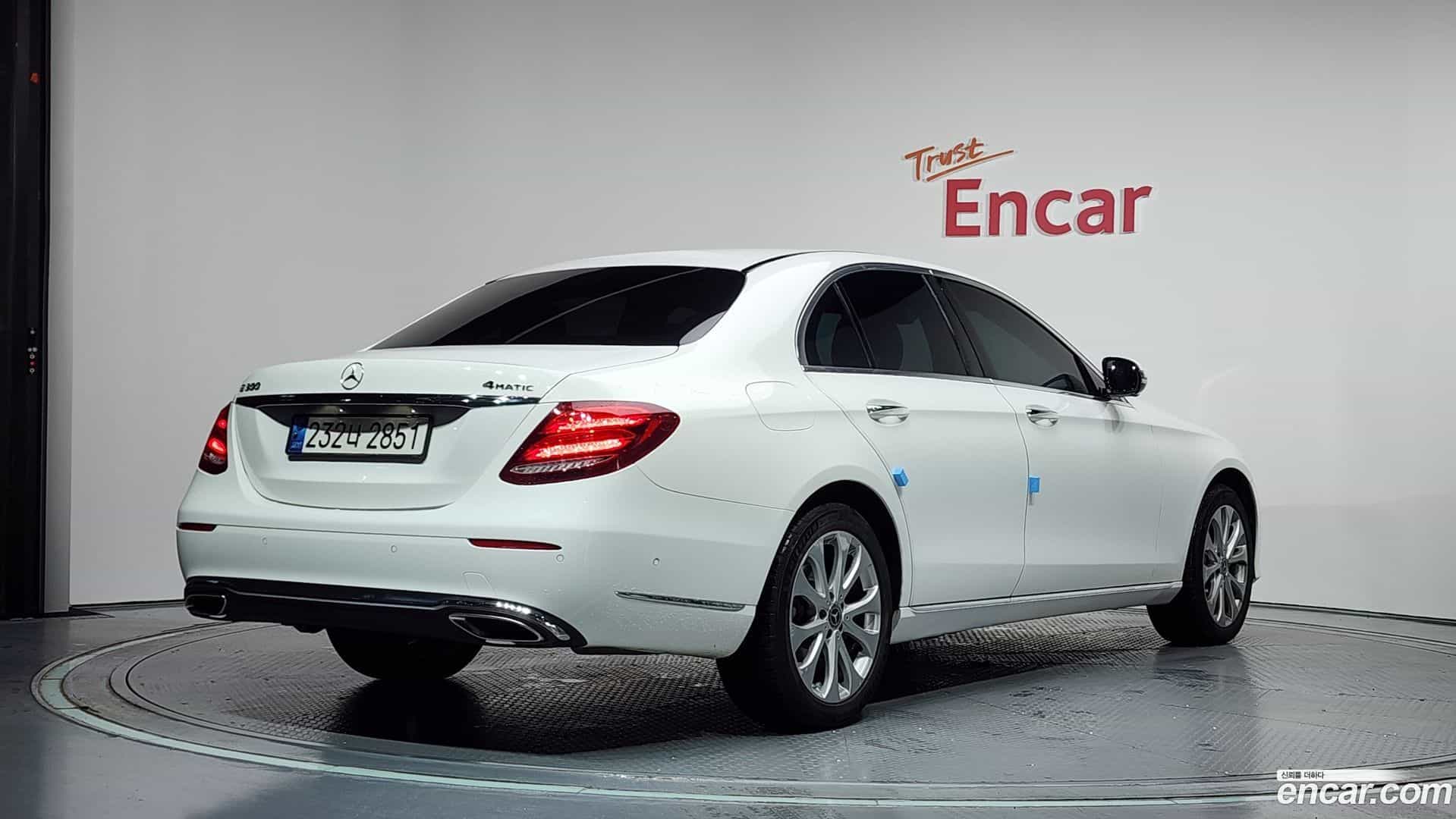 E-Class Mercedes-Benz 2018.0-OUTER-002