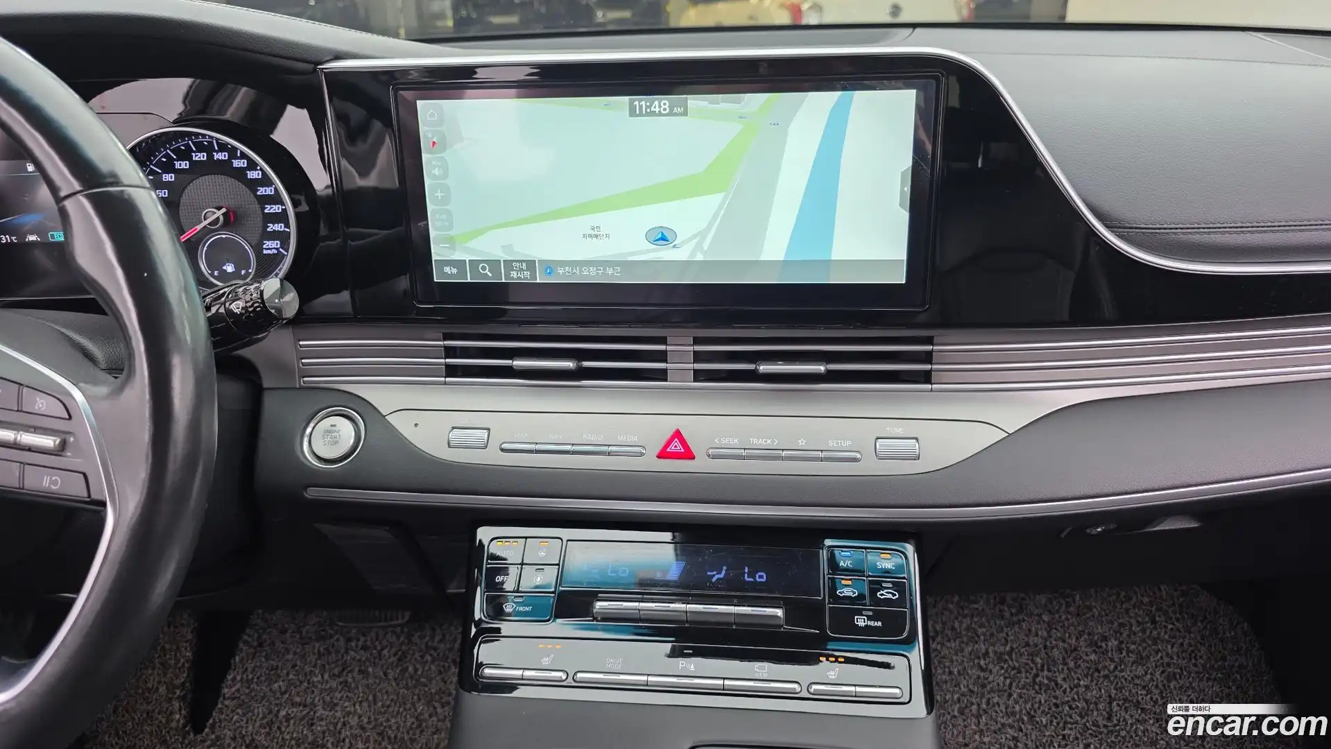 Grandeur Hyundai 2020.4-OPTION-018