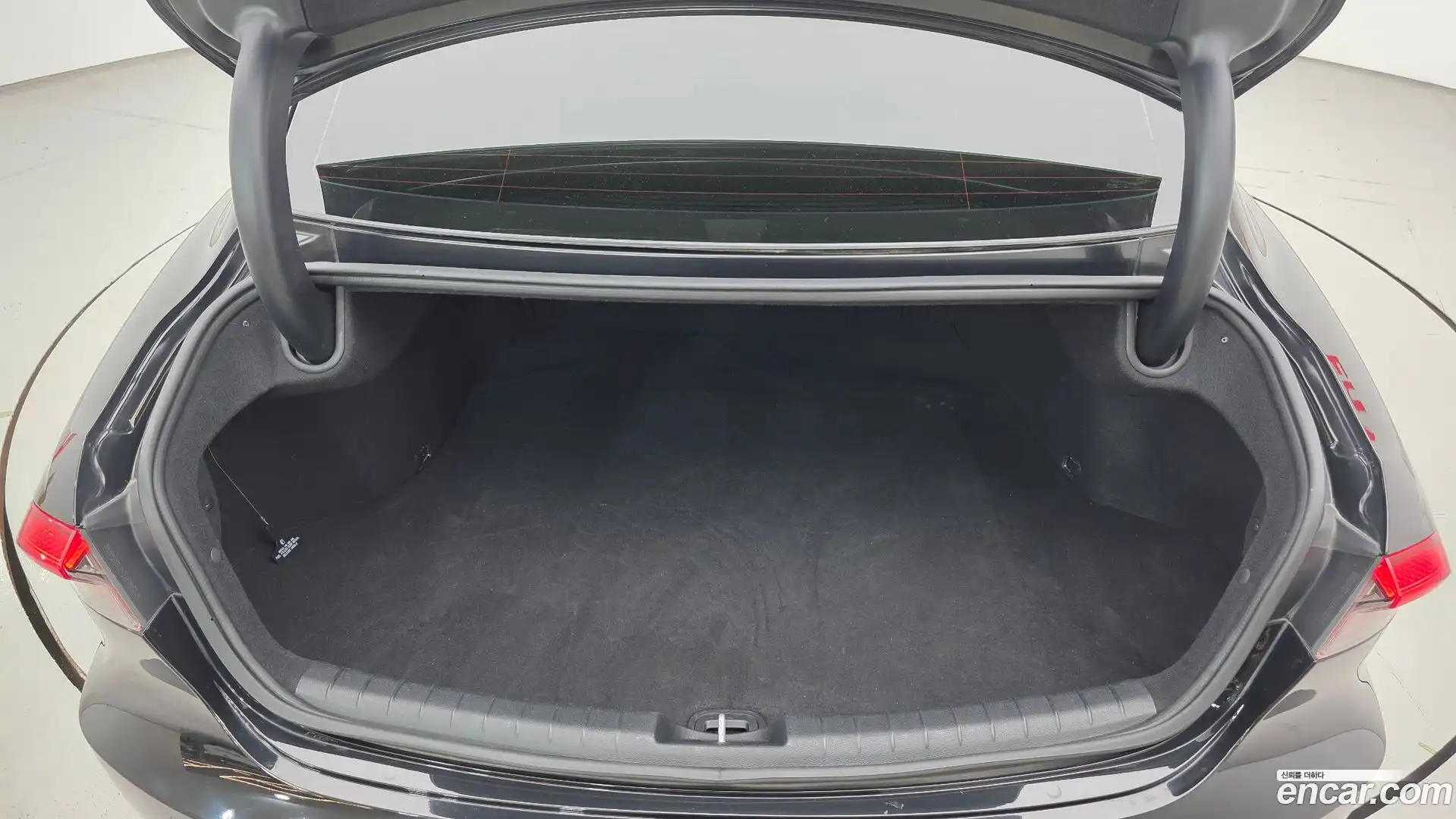 Grandeur Hyundai 2020.4-OPTION-024