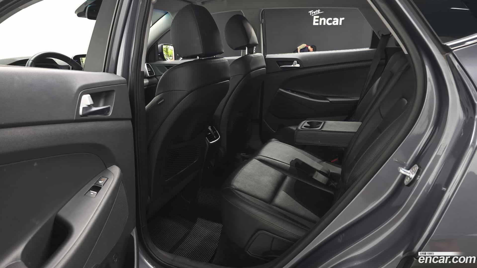 Tucson Hyundai 2019.7-OPTION-015