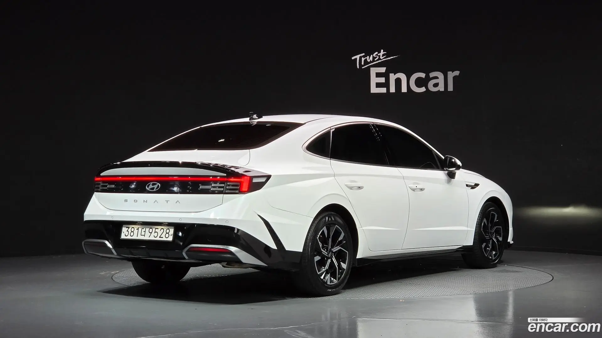 Main__Slider__Photo:Sonata Hyundai 2023.8-1
