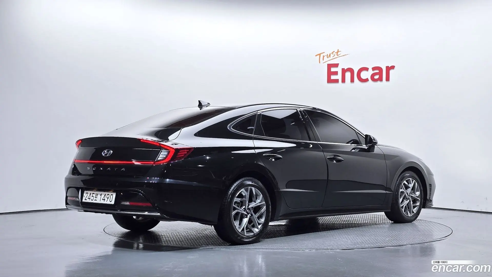 Main__Slider__Photo:Sonata Hyundai 2022.5-1