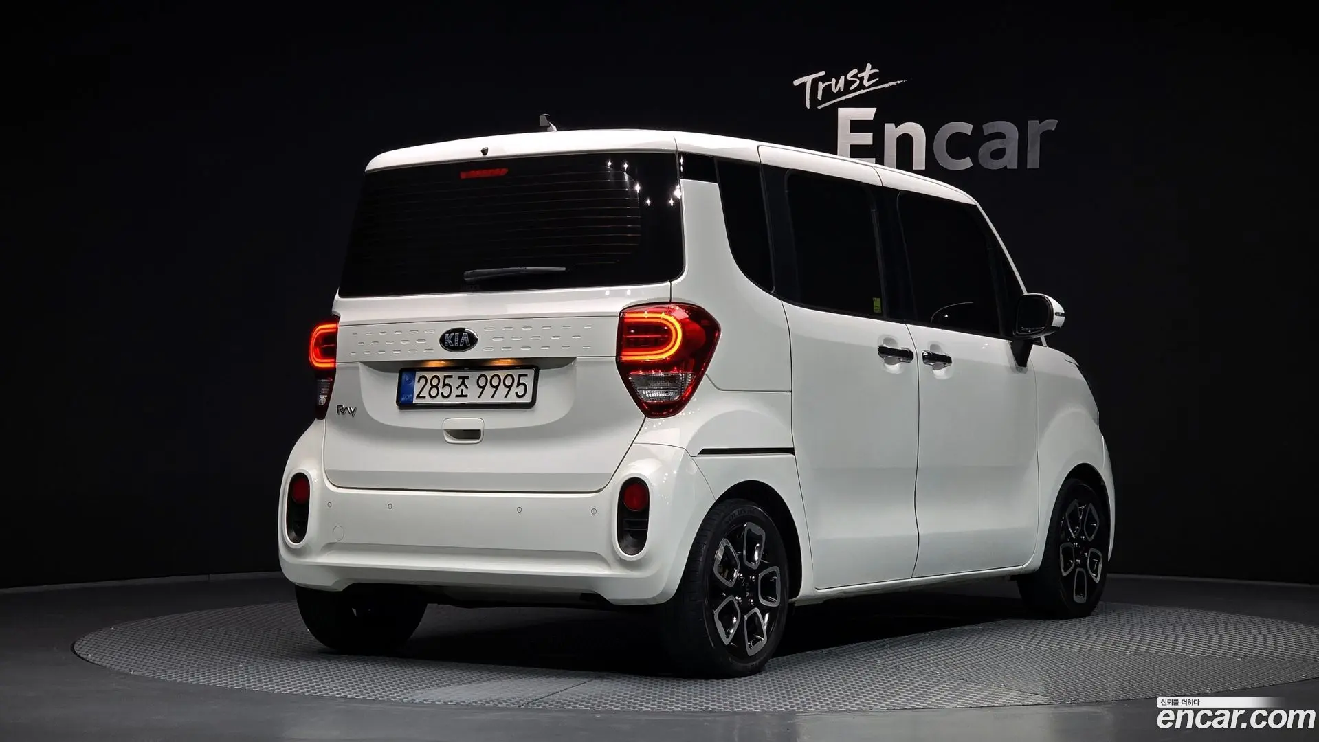 Main__Slider__Photo:RAY Kia 2021.2-1