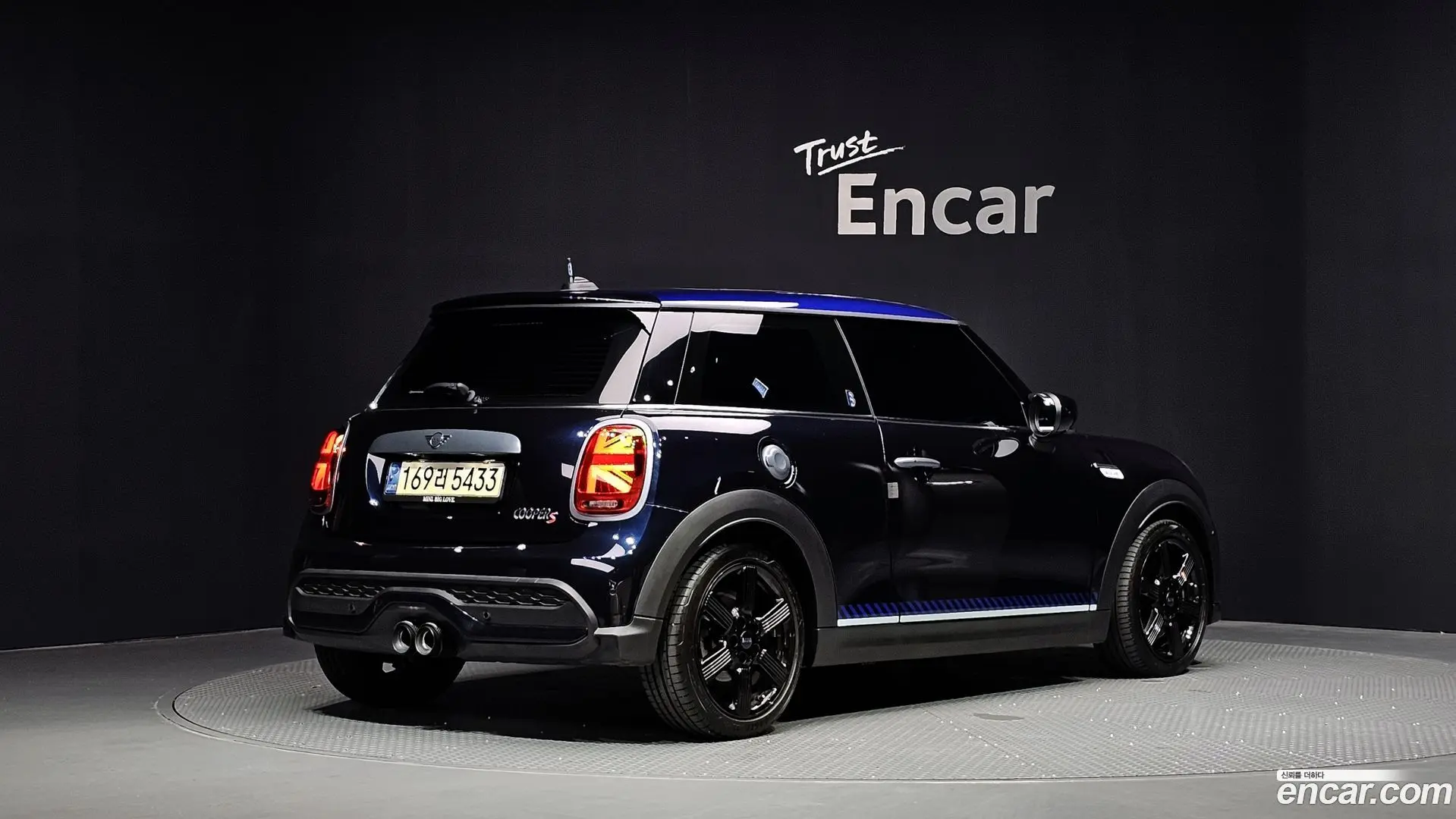 Main__Slider__Photo:Cooper Mini 2022.5-1