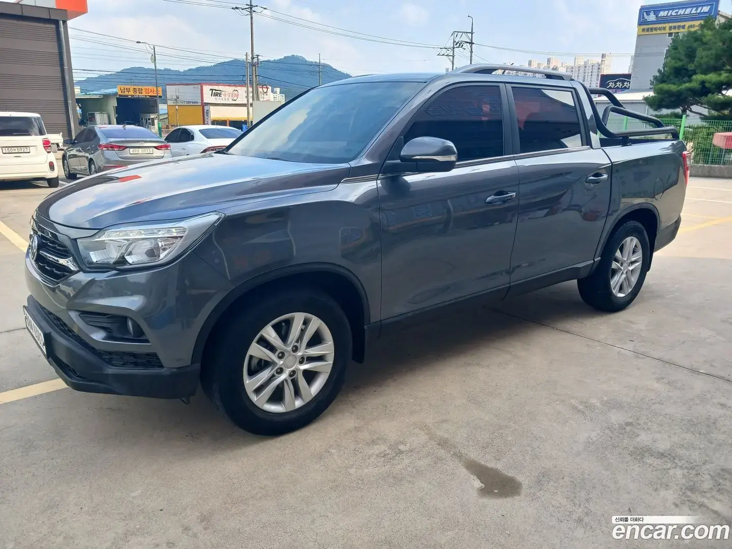 Main__Slider__Photo:Rexton KG Mobility 2018.0-1
