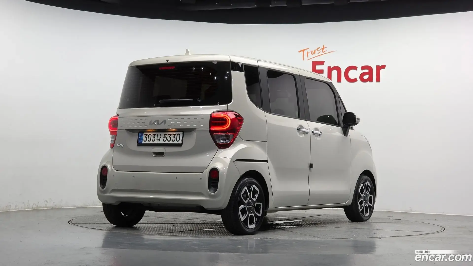 Main__Slider__Photo:RAY Kia 2021.7-1