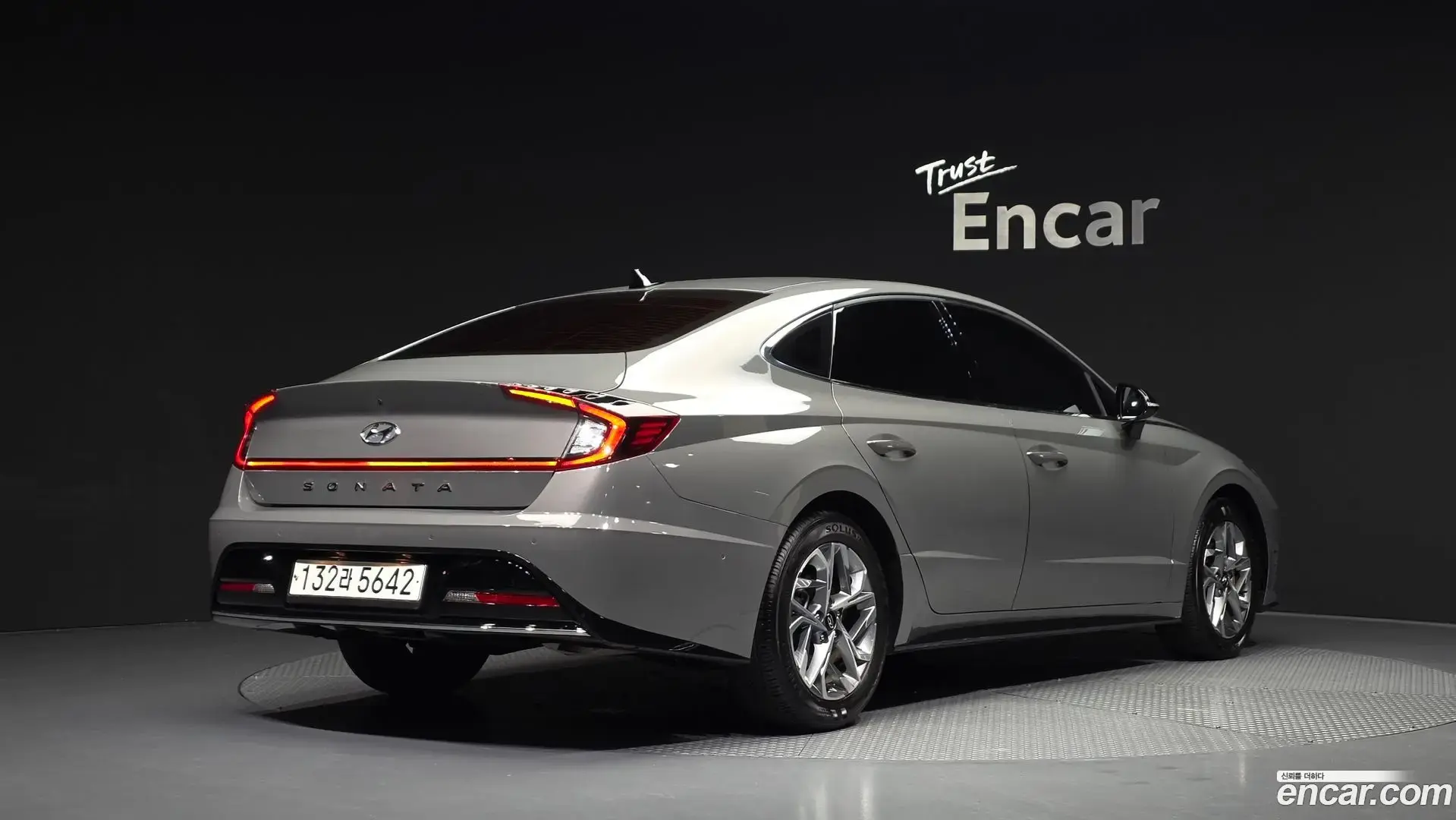 Main__Slider__Photo:Sonata Hyundai 2022.3-1
