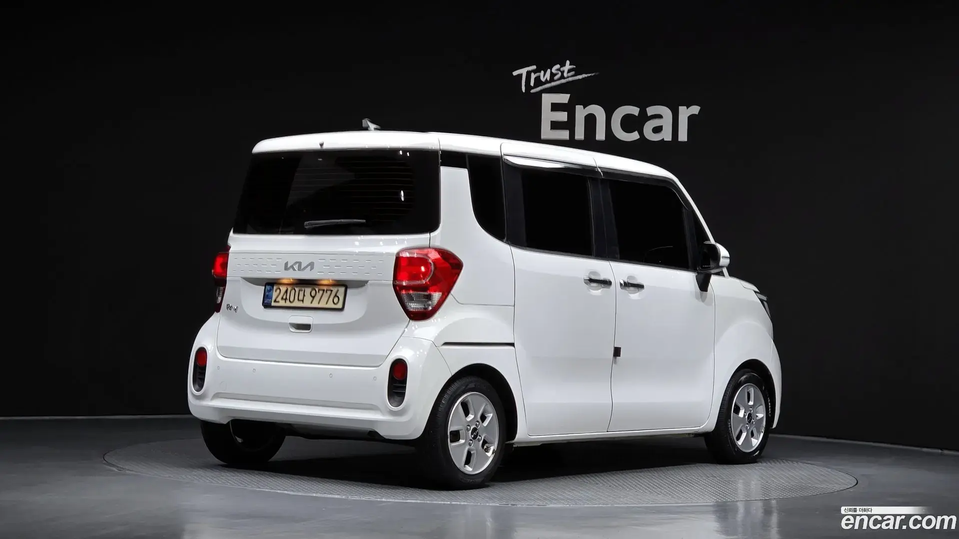 Main__Slider__Photo:RAY Kia 2021.10-1