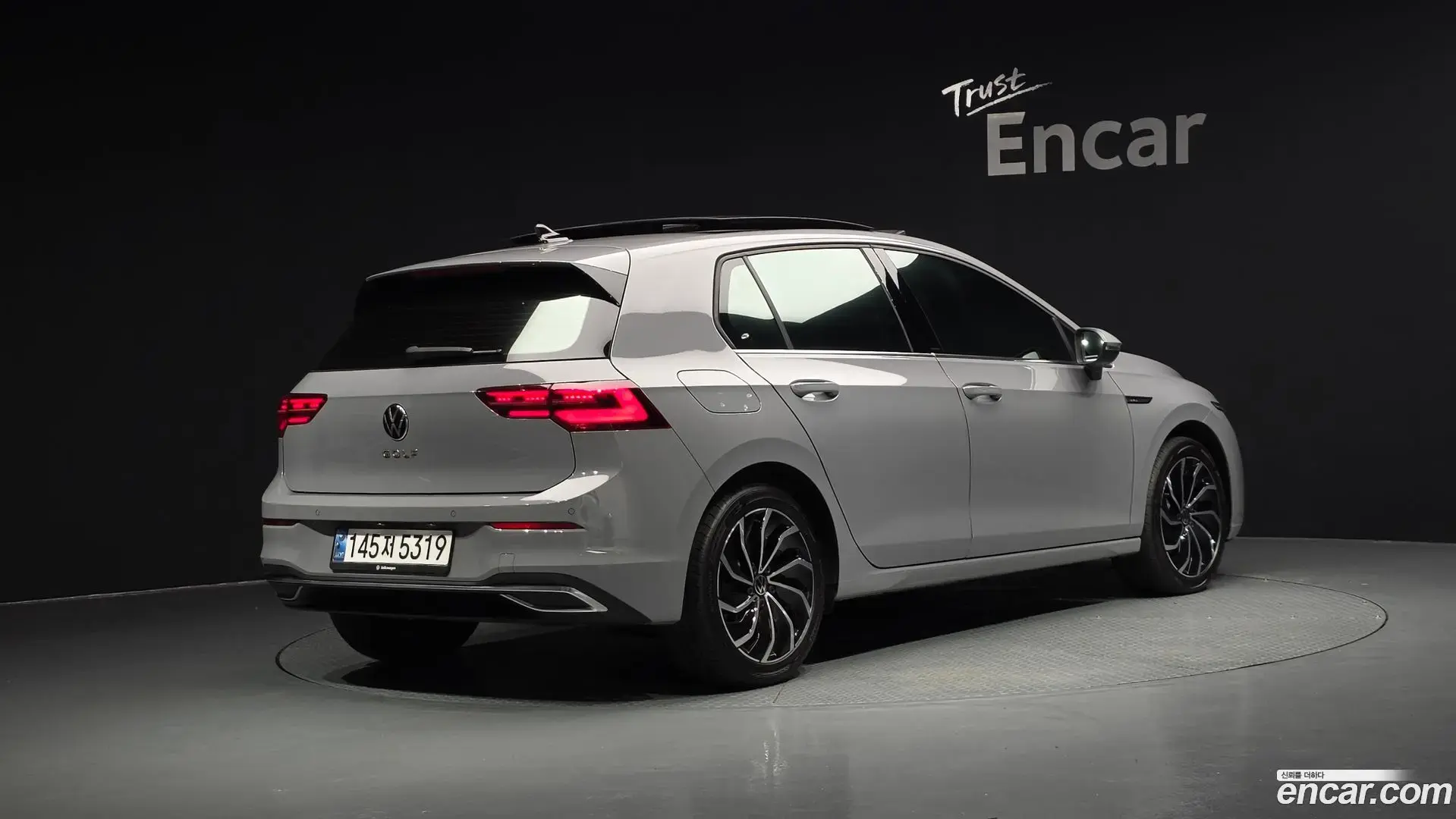 Main__Slider__Photo:Golf Volkswagen 2024.9-1