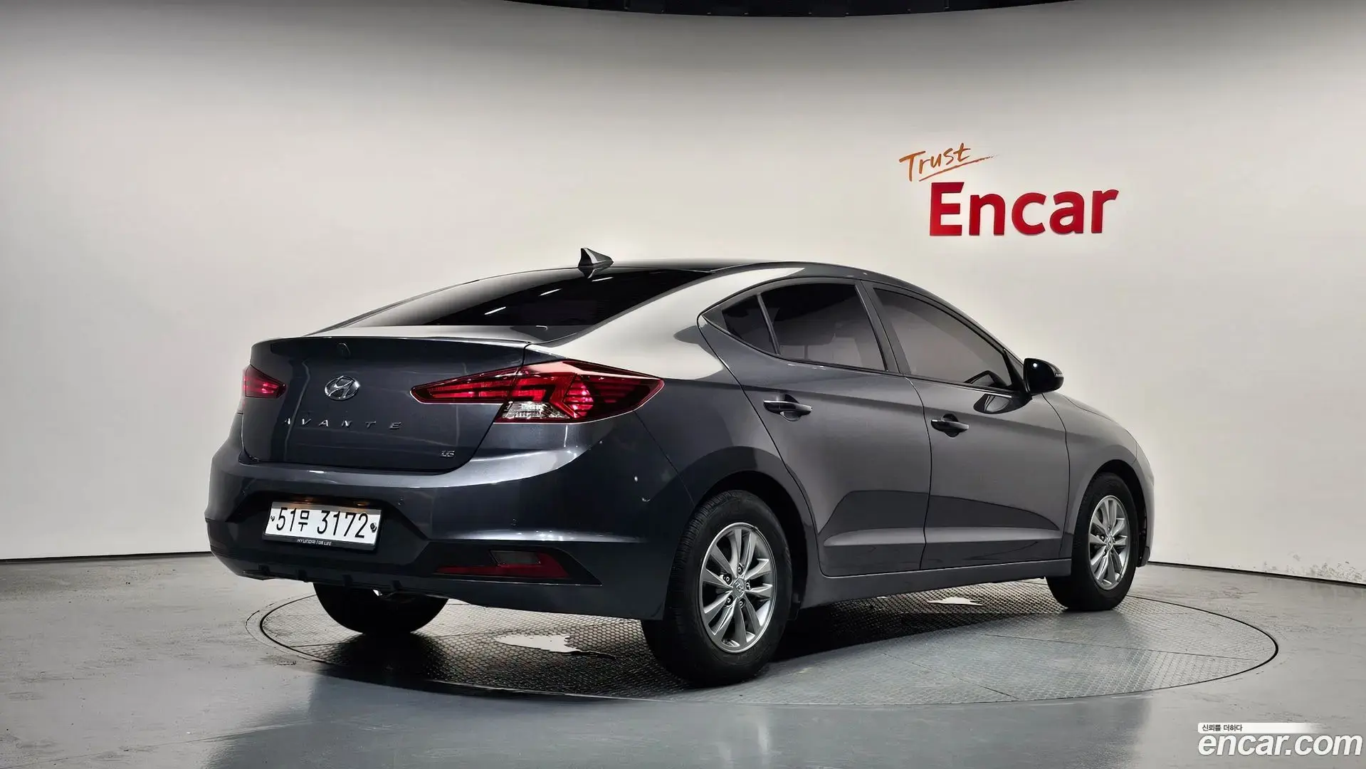 Main__Slider__Photo:AVANTE Hyundai 2019.5-1