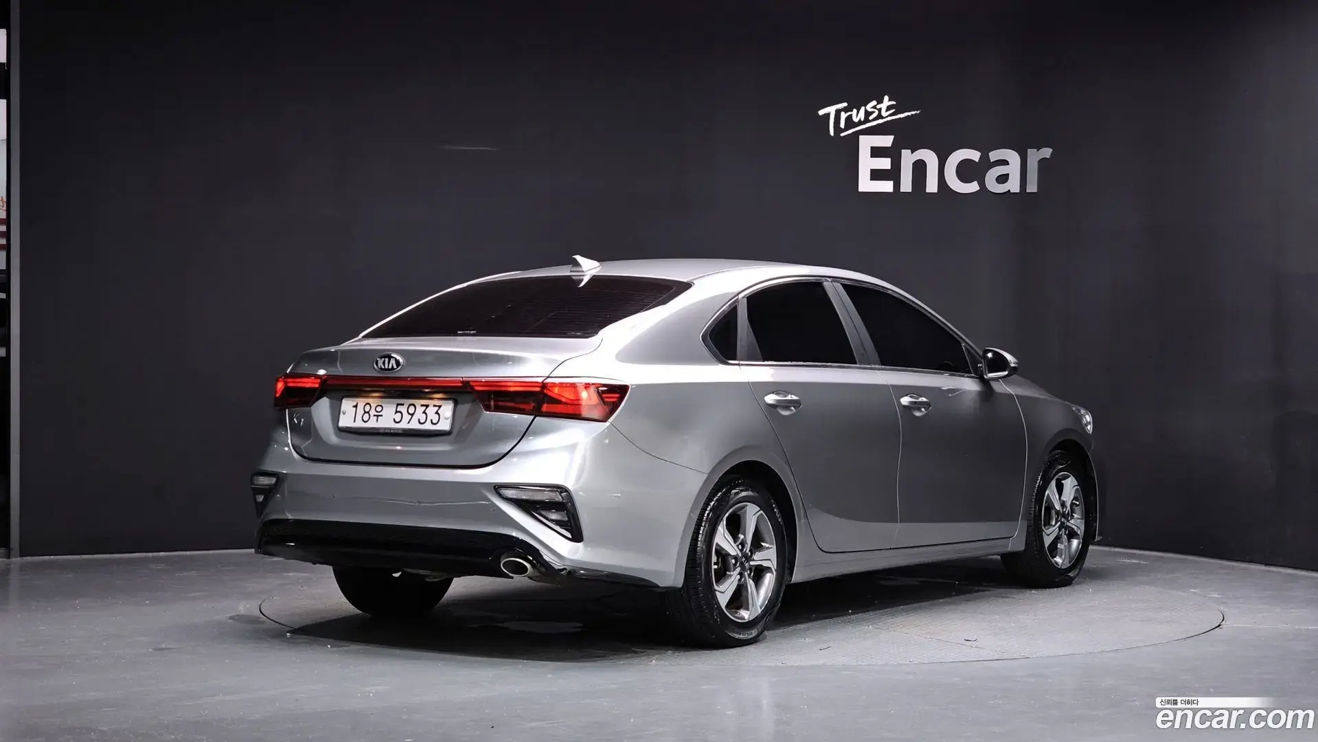 Main__Slider__Photo:K3 Kia 2019.0-1