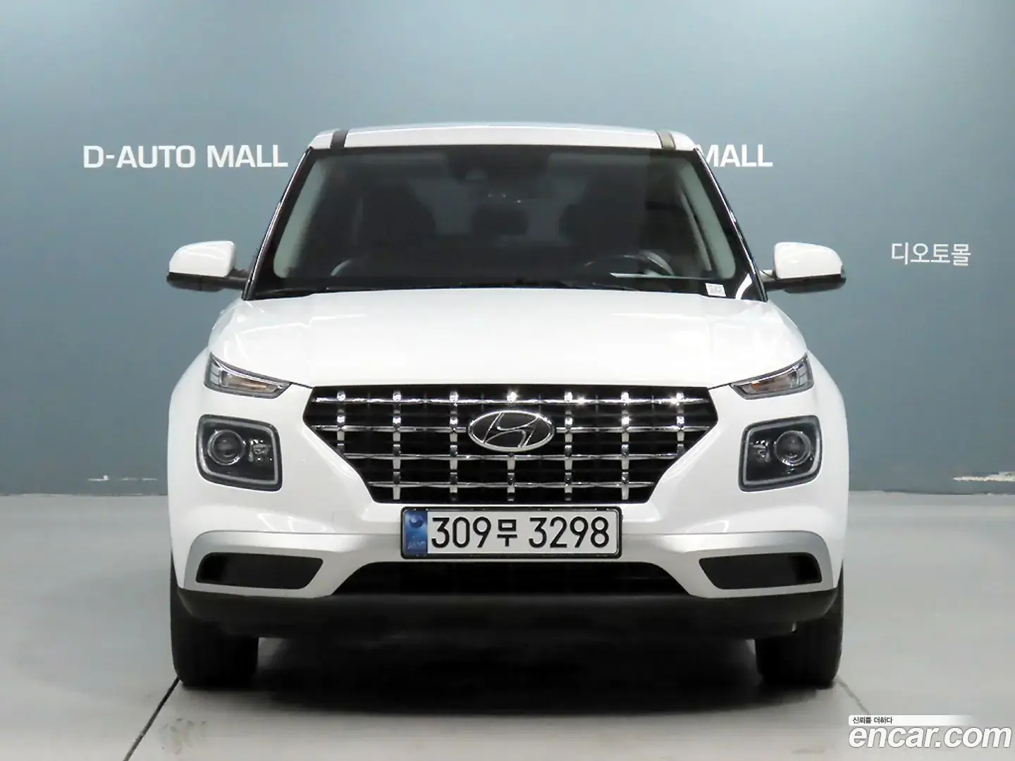 Main__Slider__Photo:Venue Hyundai 2022.2-1