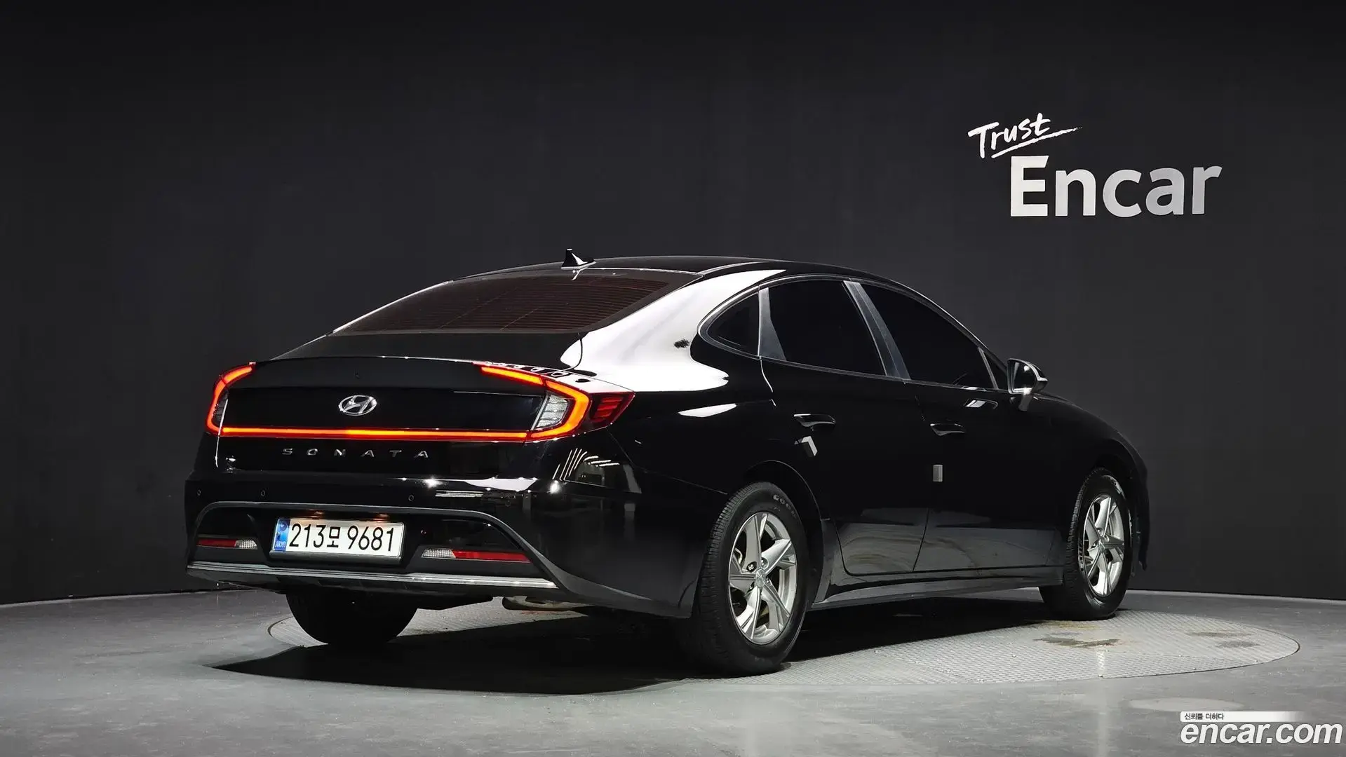 Main__Slider__Photo:Sonata Hyundai 2023.0-1