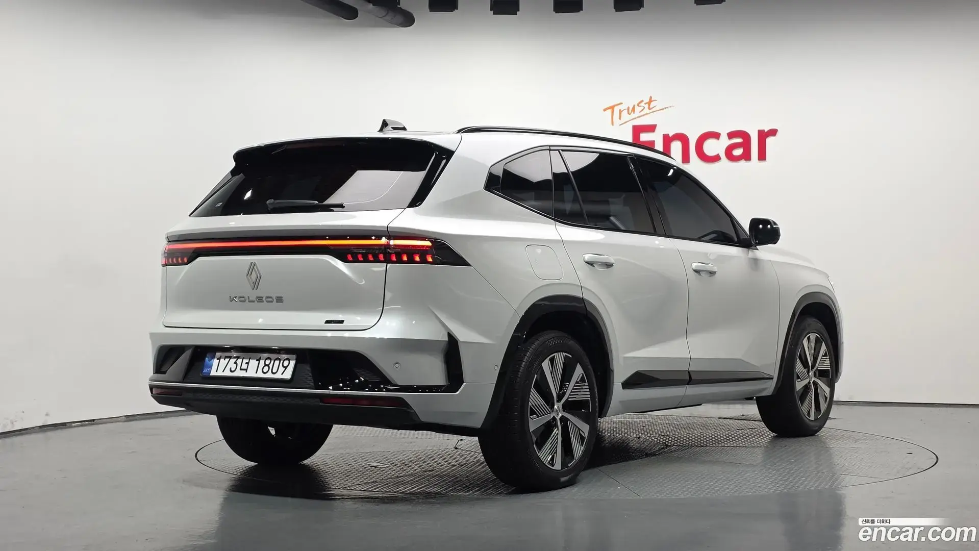Main__Slider__Photo:Grand Koleos Renault Korea 2025.3-1