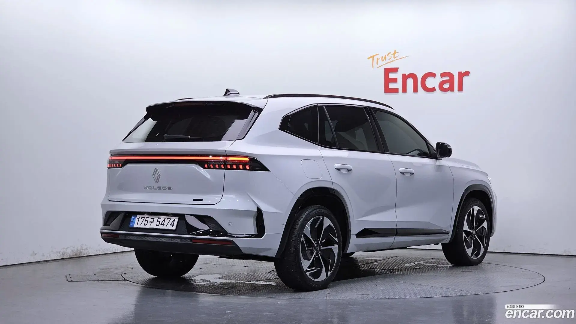 Main__Slider__Photo:Grand Koleos Renault Korea 2025.1-1