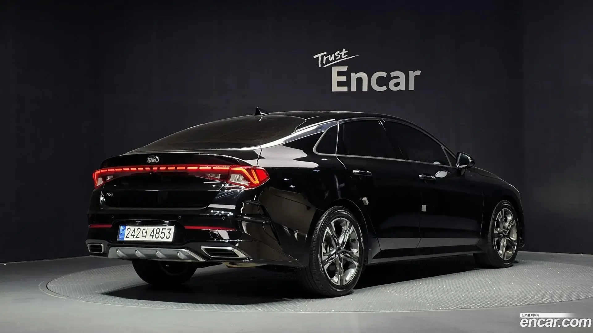 Main__Slider__Photo:K5 Kia 2019.11-1