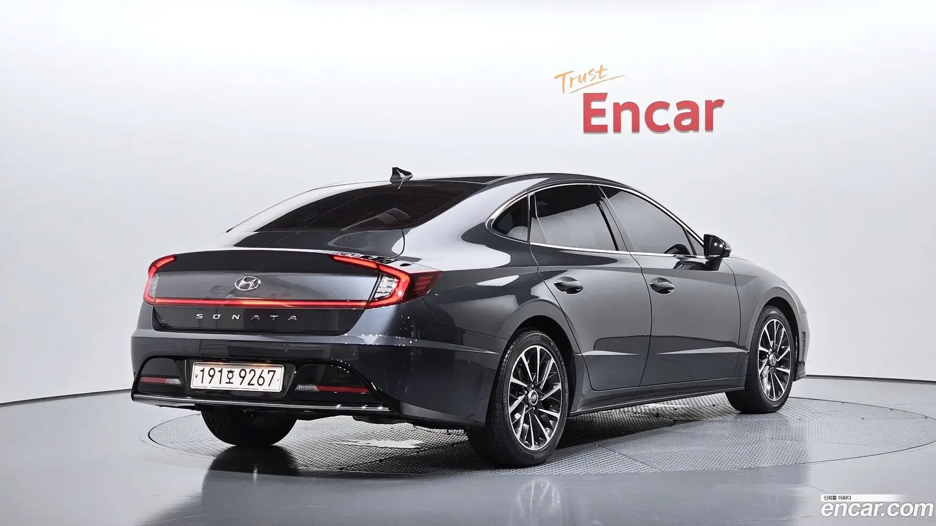 Main__Slider__Photo:Sonata Hyundai 2022.7-1