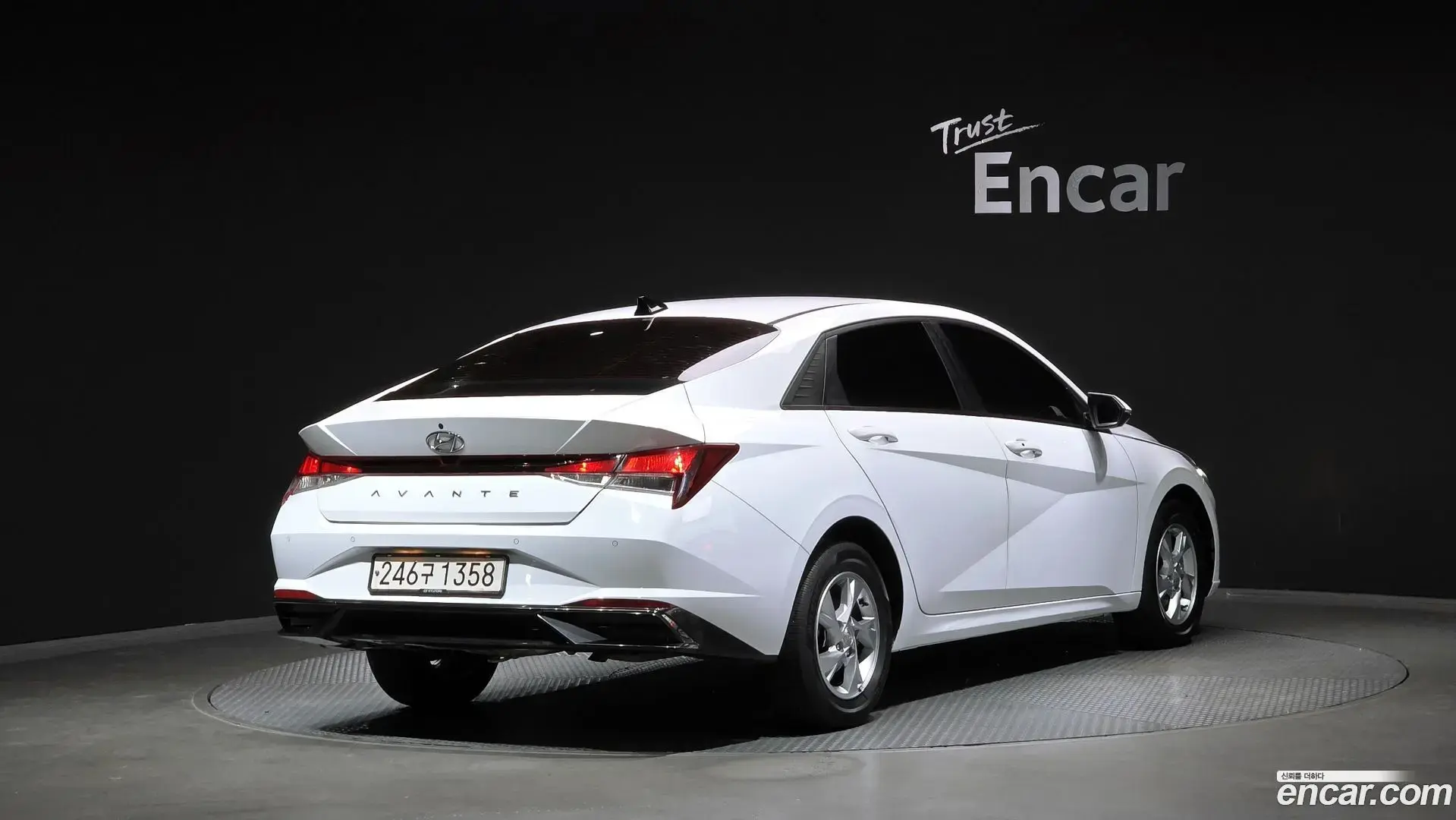 Main__Slider__Photo:AVANTE Hyundai 2021.7-1