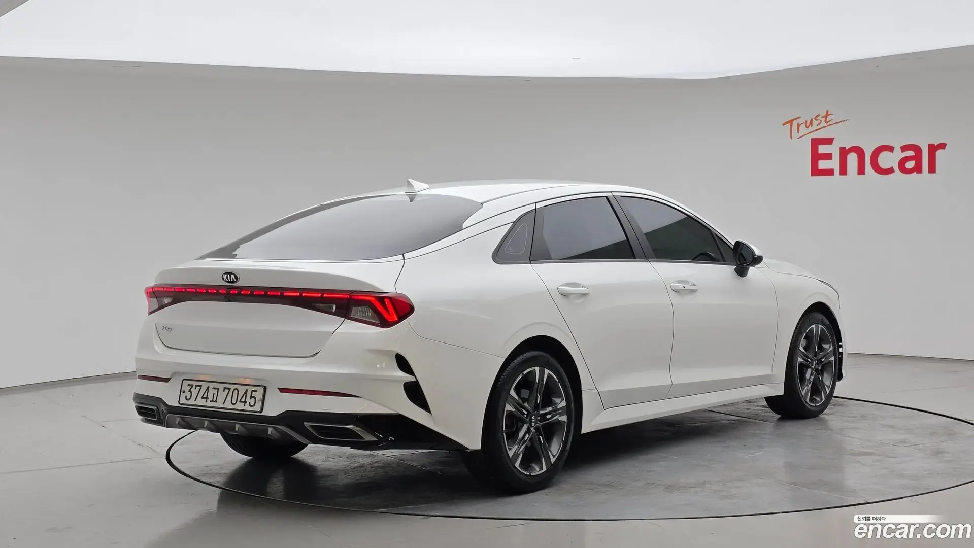 Main__Slider__Photo:K5 Kia 2020.7-1