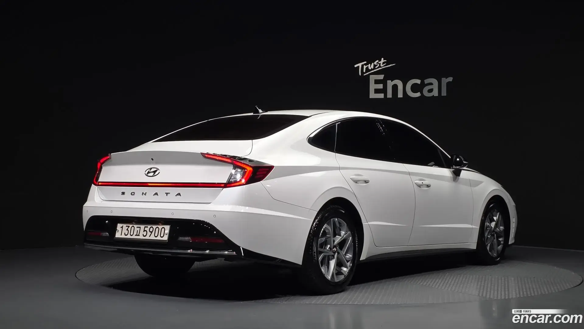 Main__Slider__Photo:Sonata Hyundai 2022.8-1