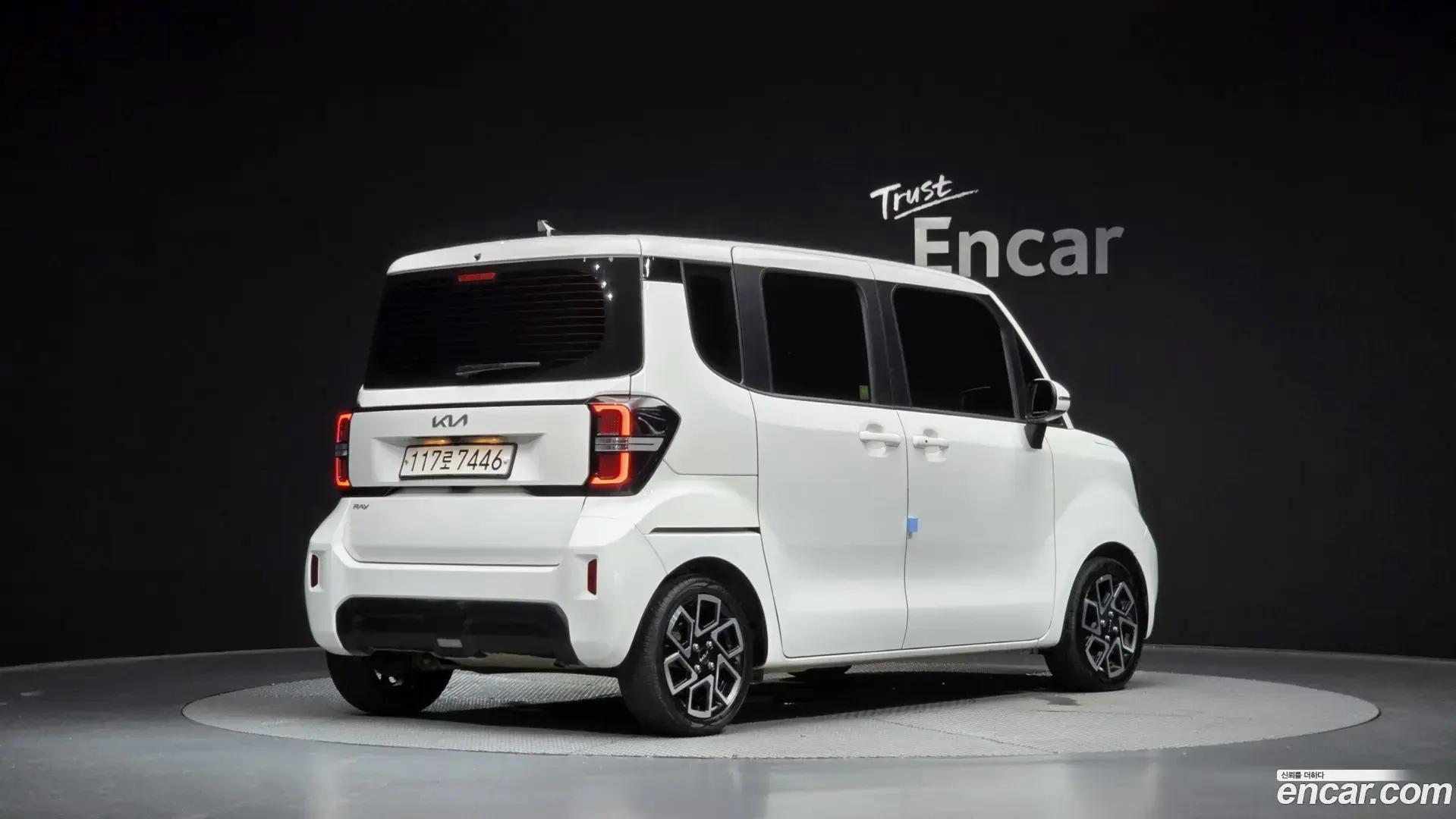 Main__Slider__Photo:RAY Kia 2022.9-1