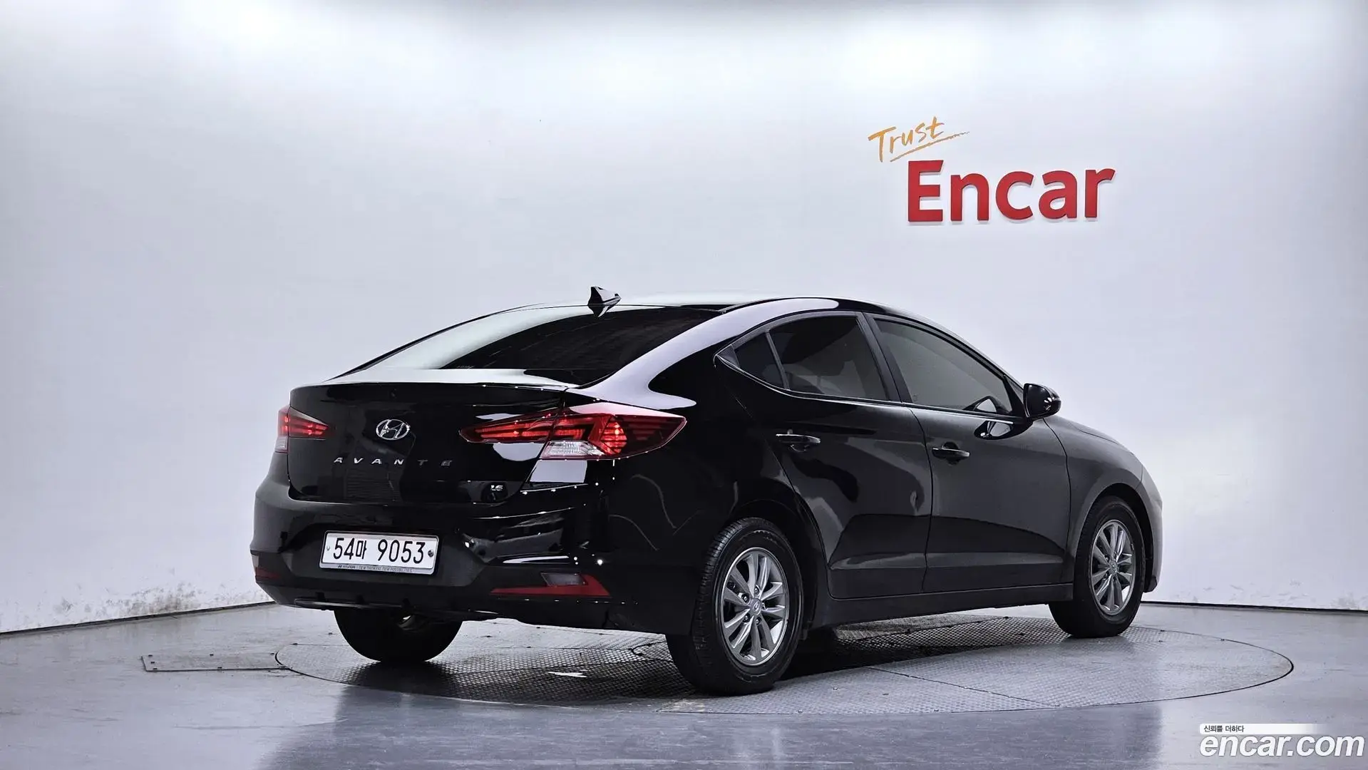 Main__Slider__Photo:AVANTE Hyundai 2019.6-1