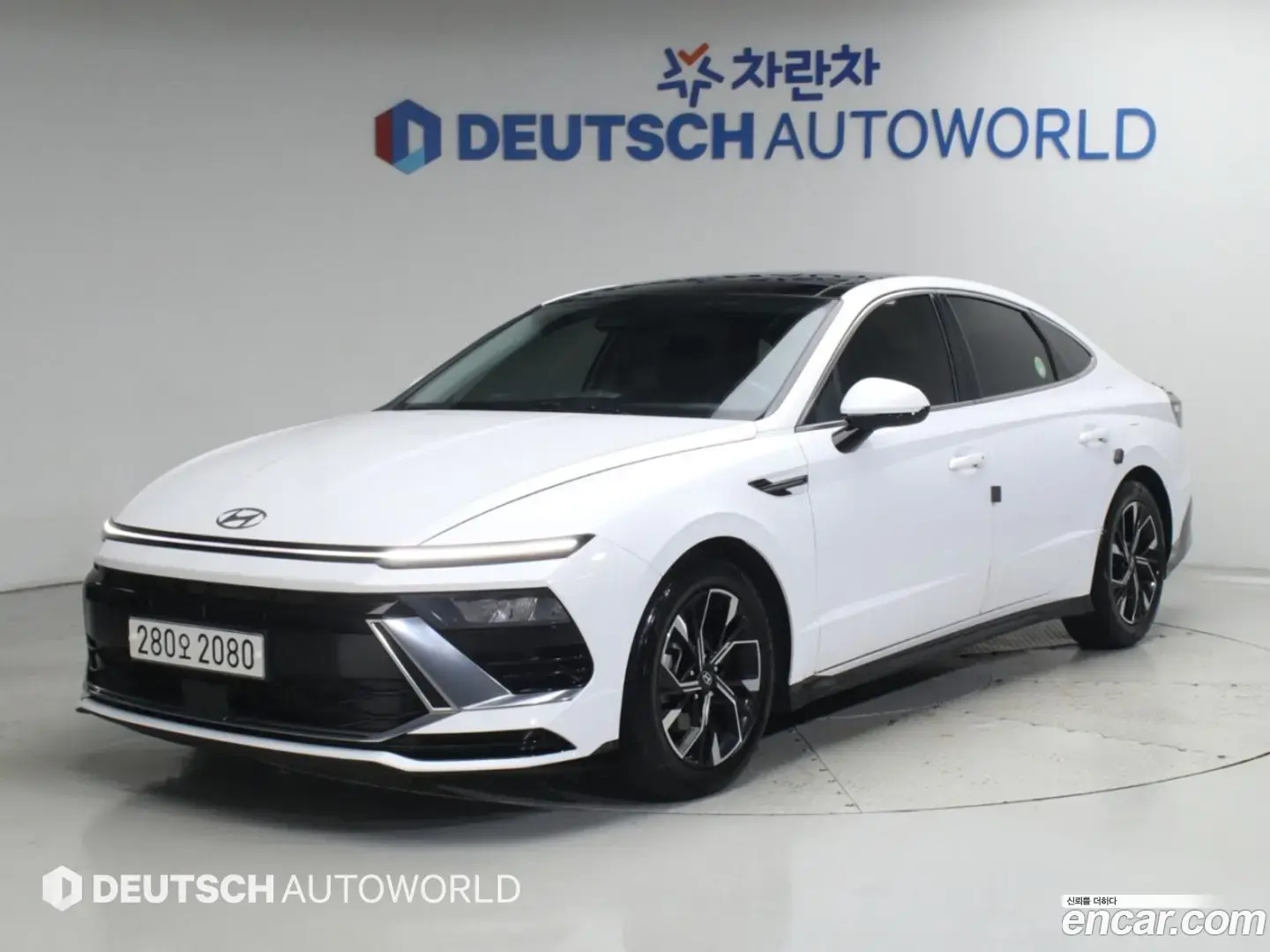 Main__Slider__Photo:Sonata Hyundai 2023.5-1
